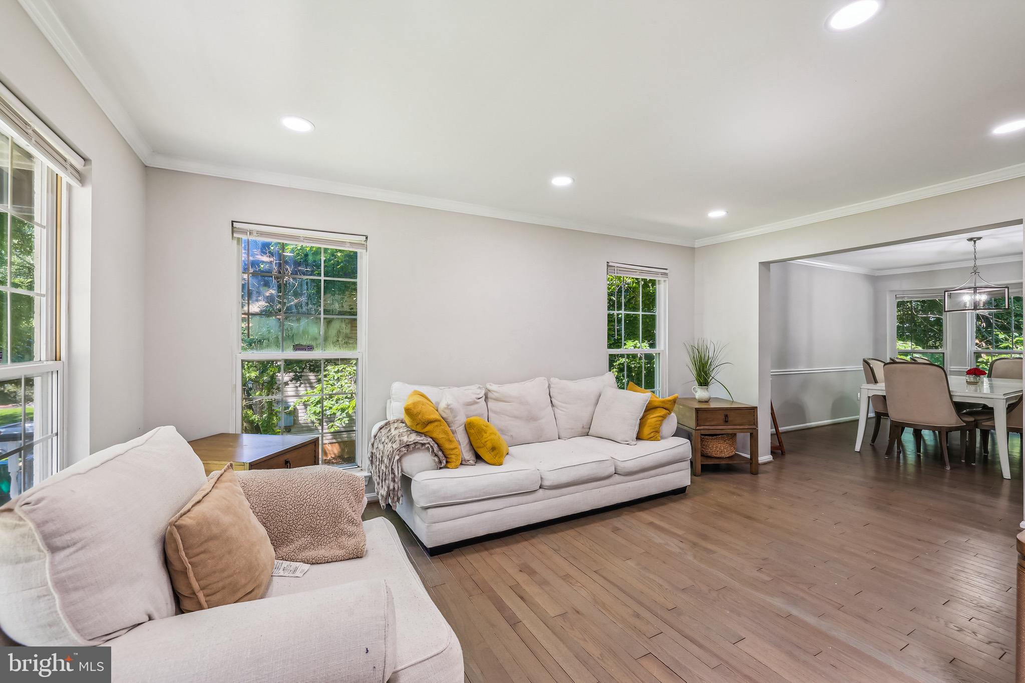 106 BONHILL DRIVE