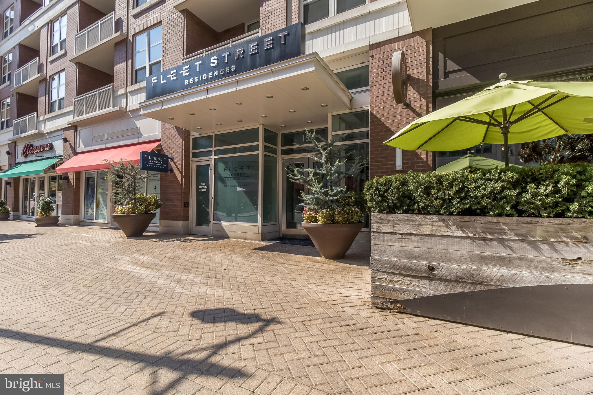 NATIONAL HARBOR - Residential Lease