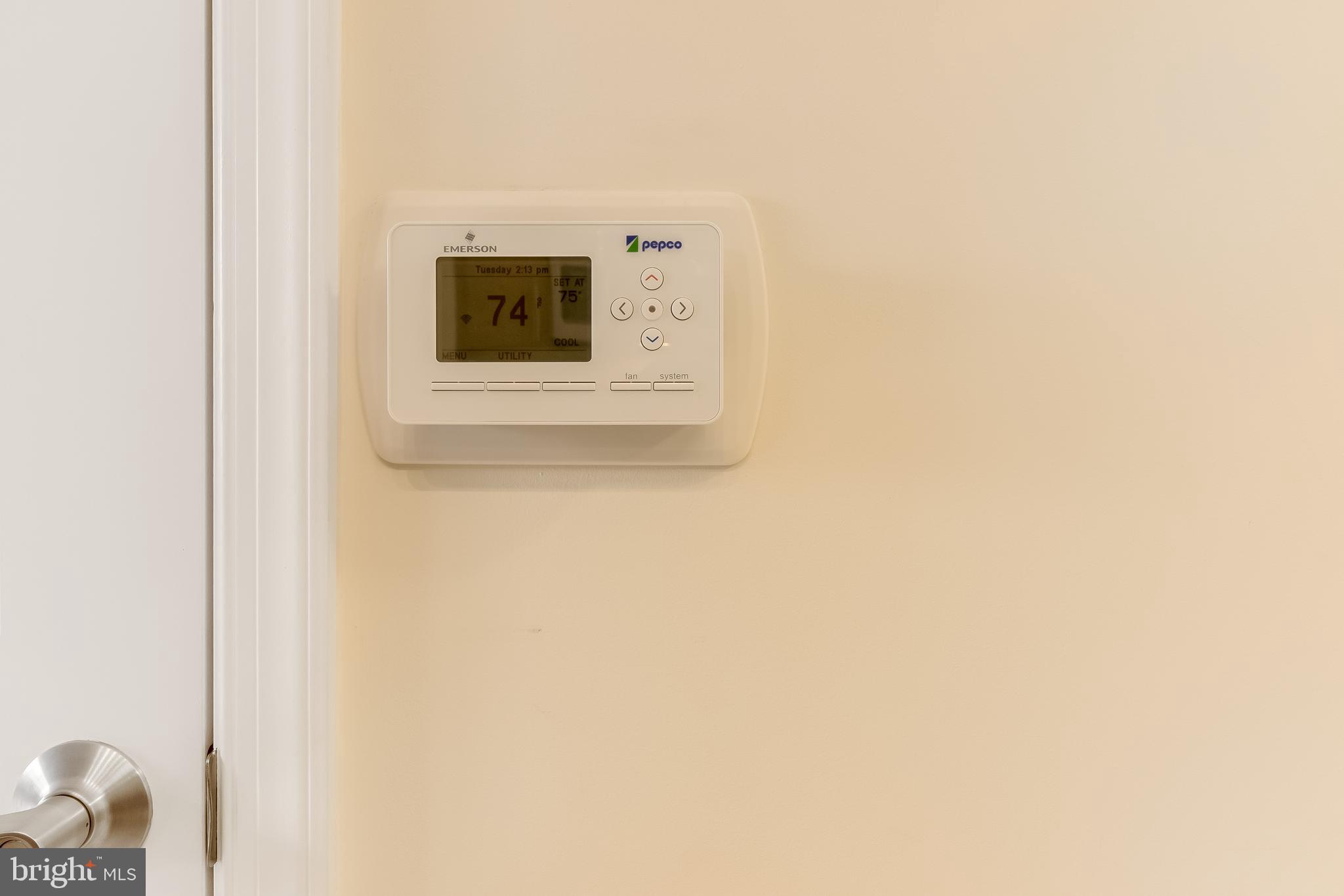 NATIONAL HARBOR - Residential Lease