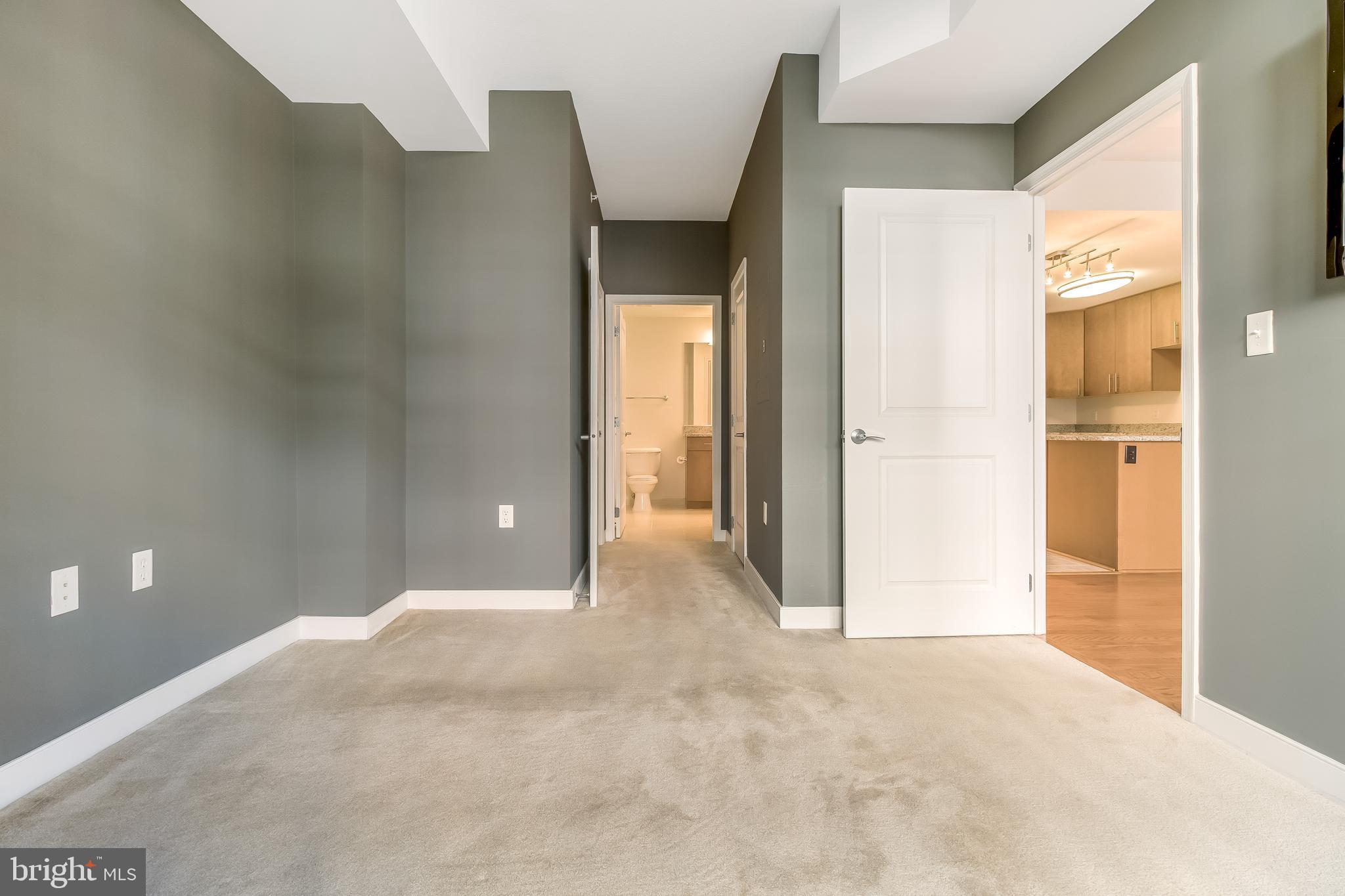 NATIONAL HARBOR - Residential Lease