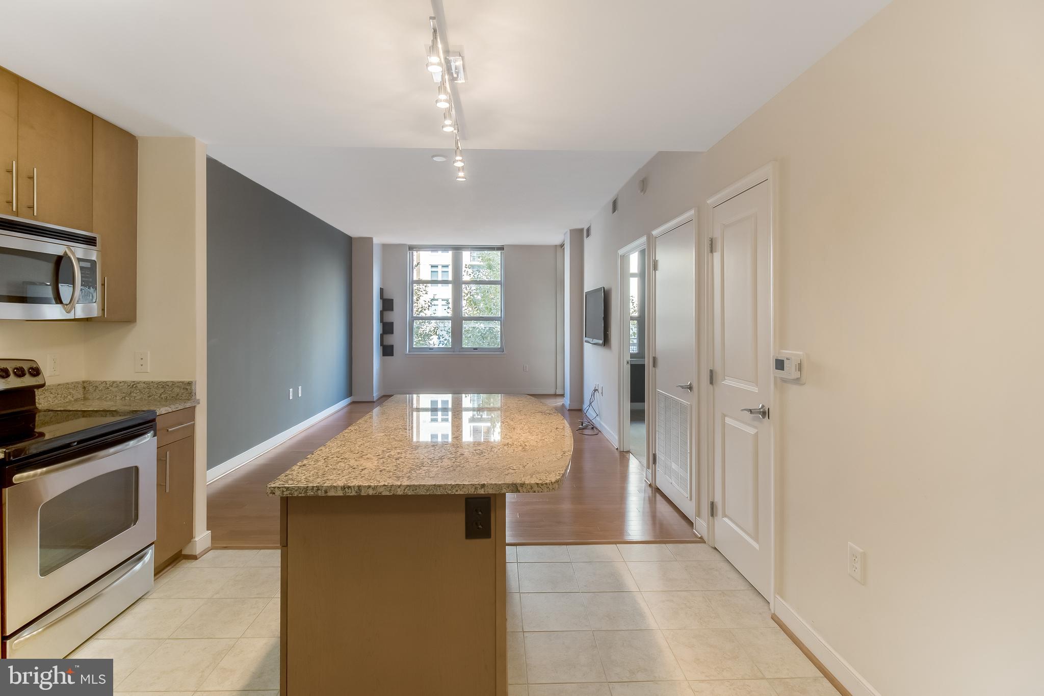 NATIONAL HARBOR - Residential Lease