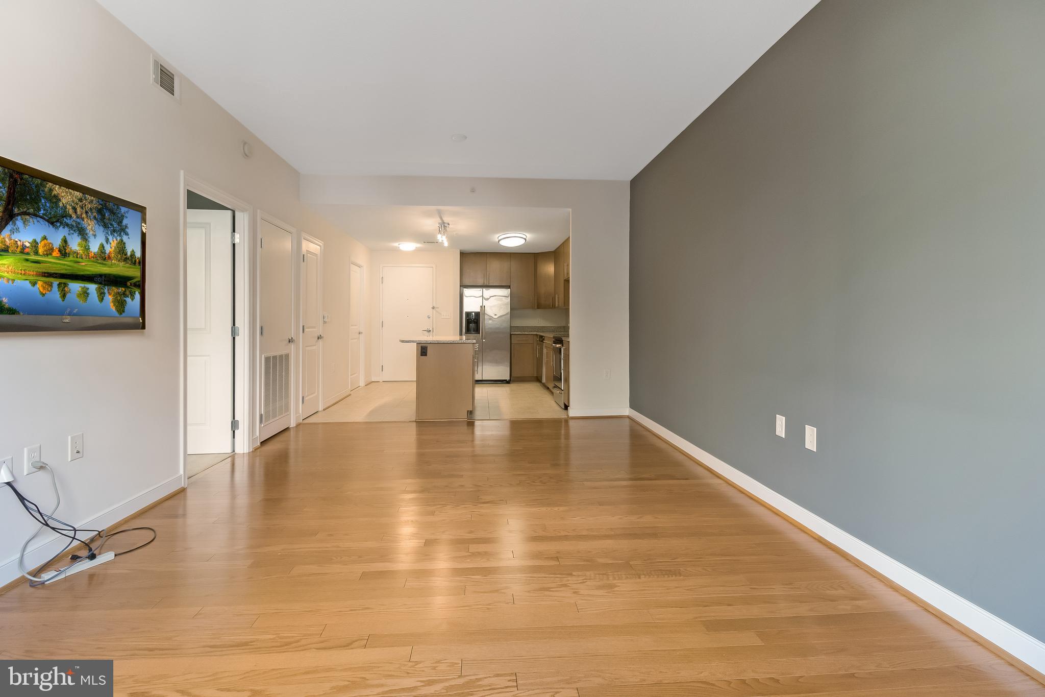 NATIONAL HARBOR - Residential Lease