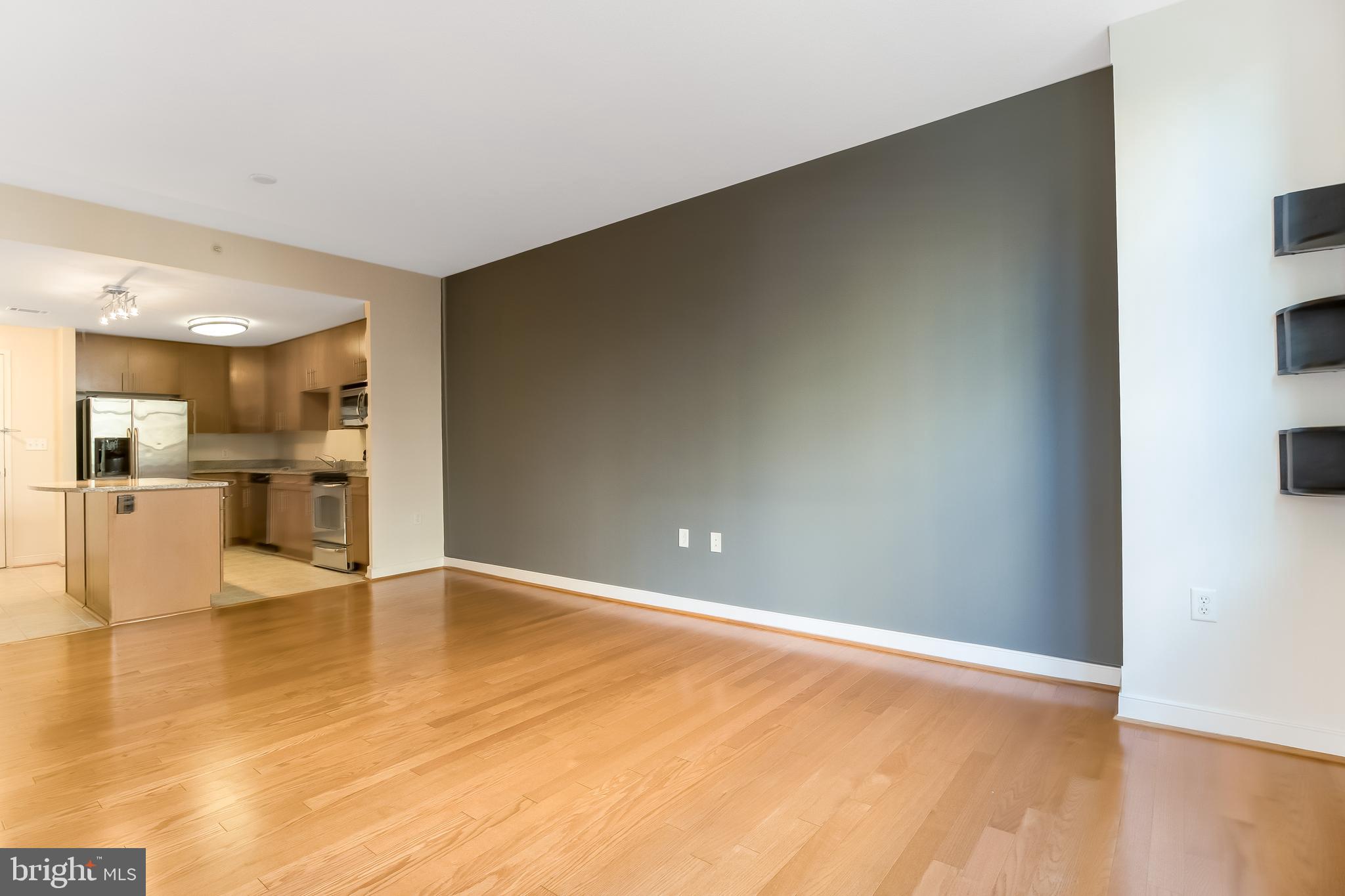 NATIONAL HARBOR - Residential Lease