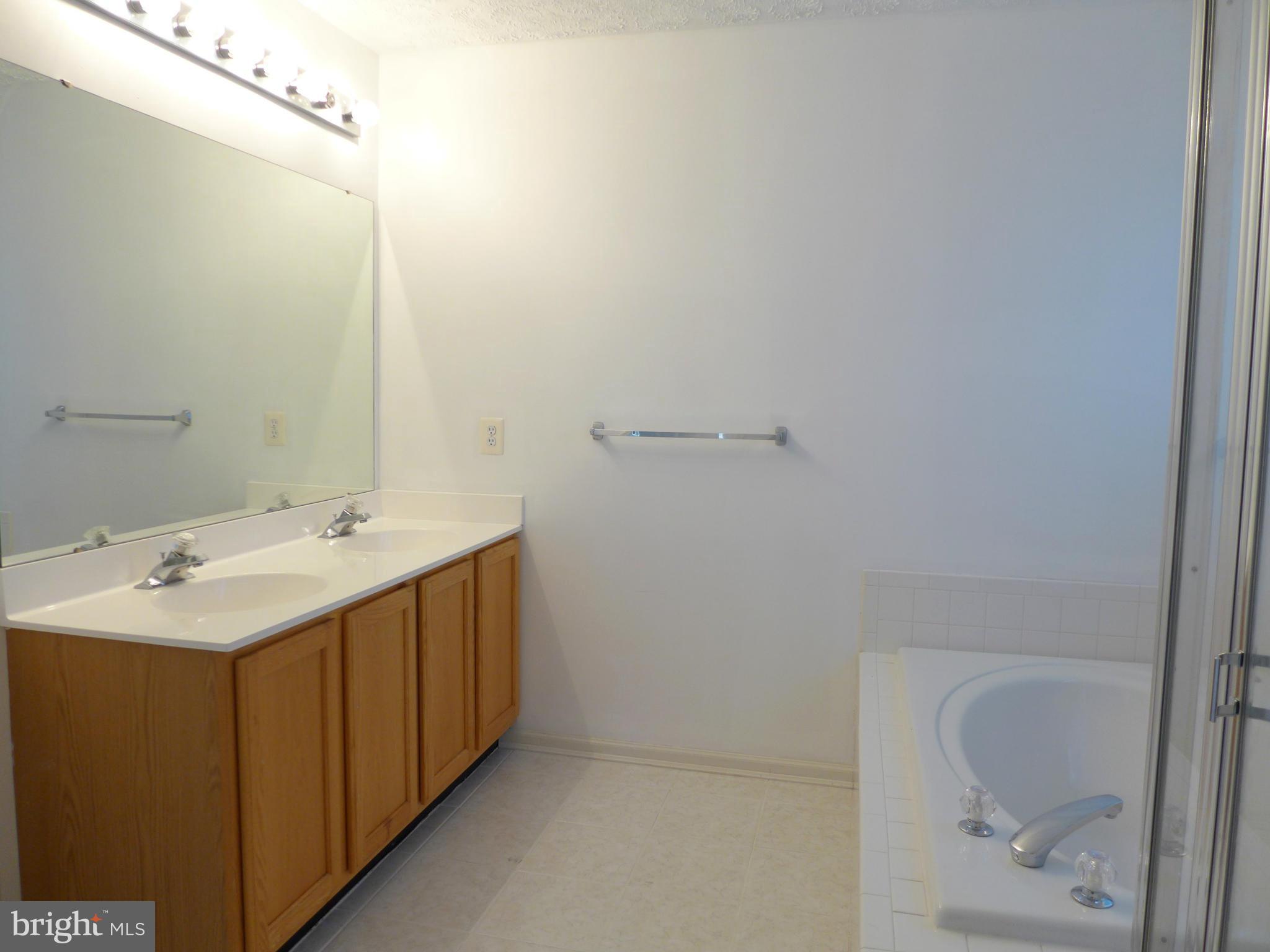 PERRY HALL FARMS - Residential