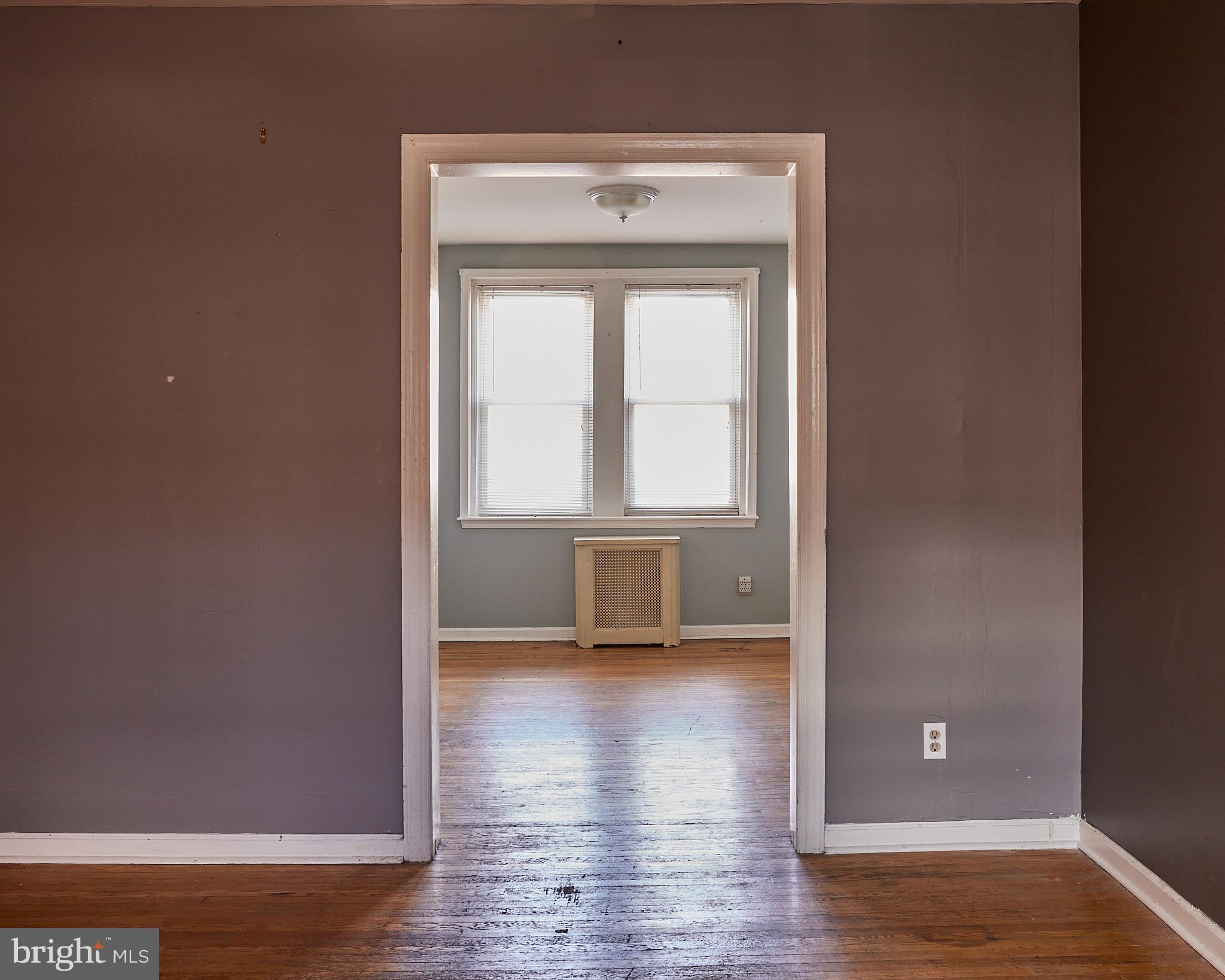 ROXBOROUGH - Residential