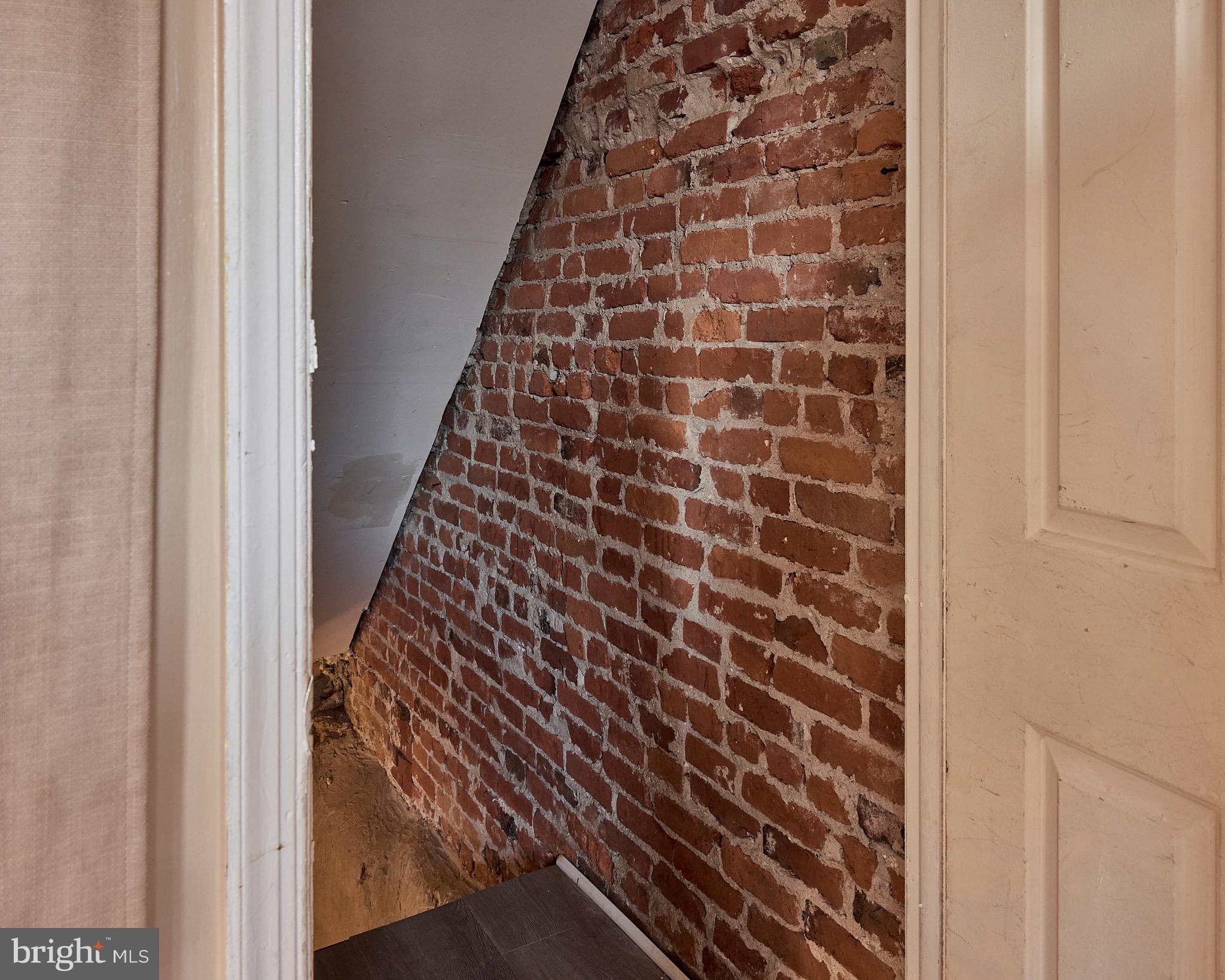 ROXBOROUGH - Residential