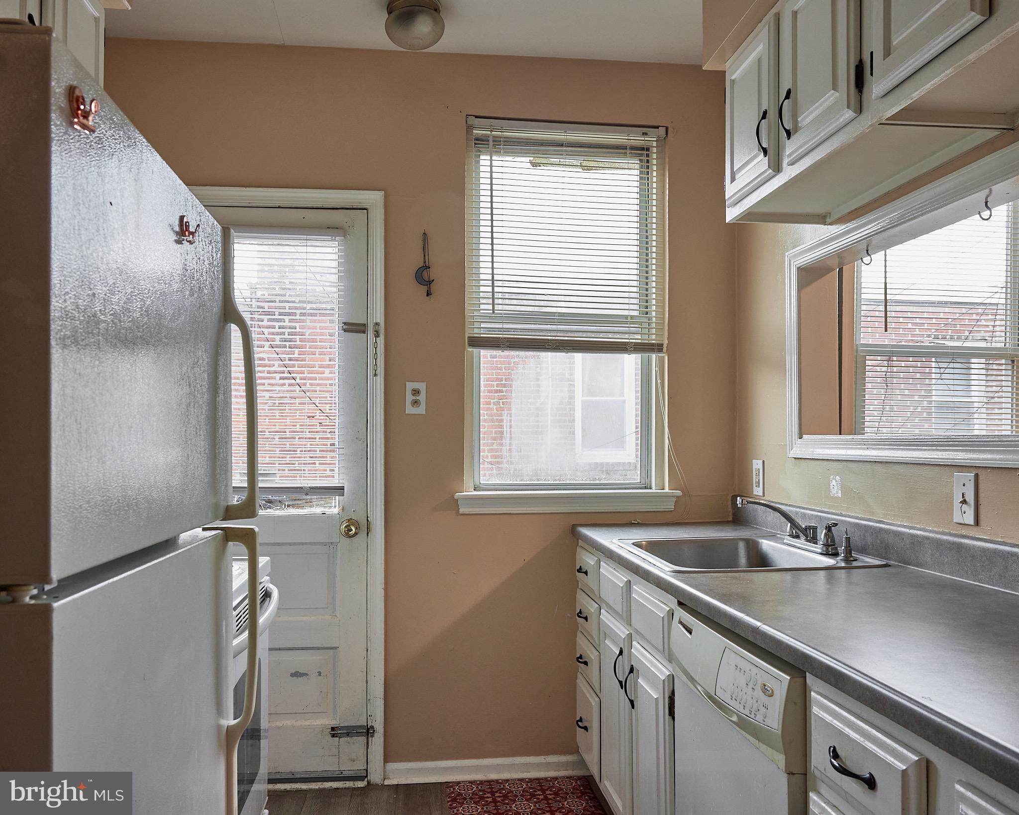 ROXBOROUGH - Residential