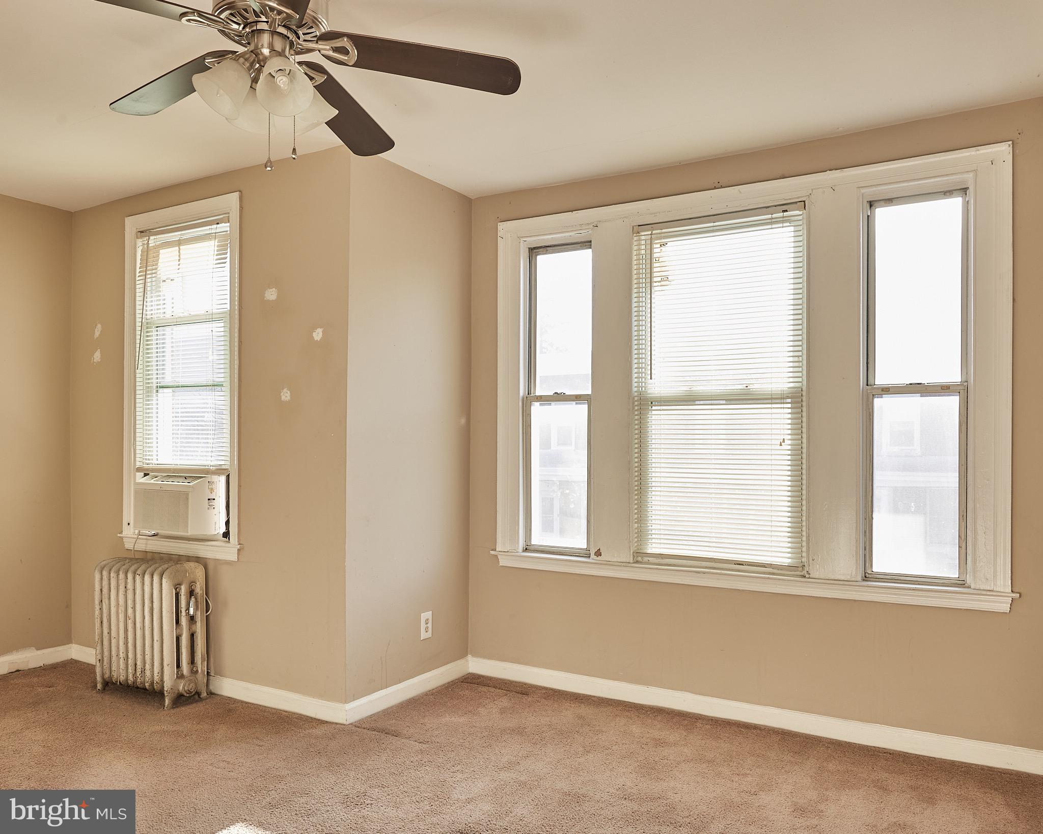 ROXBOROUGH - Residential