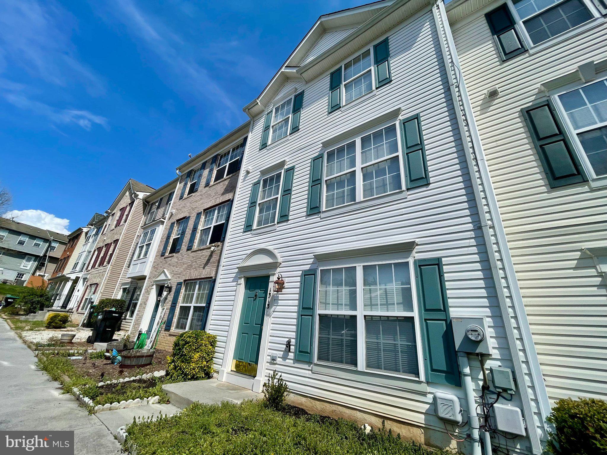 HUPPS RIDGE - Residential