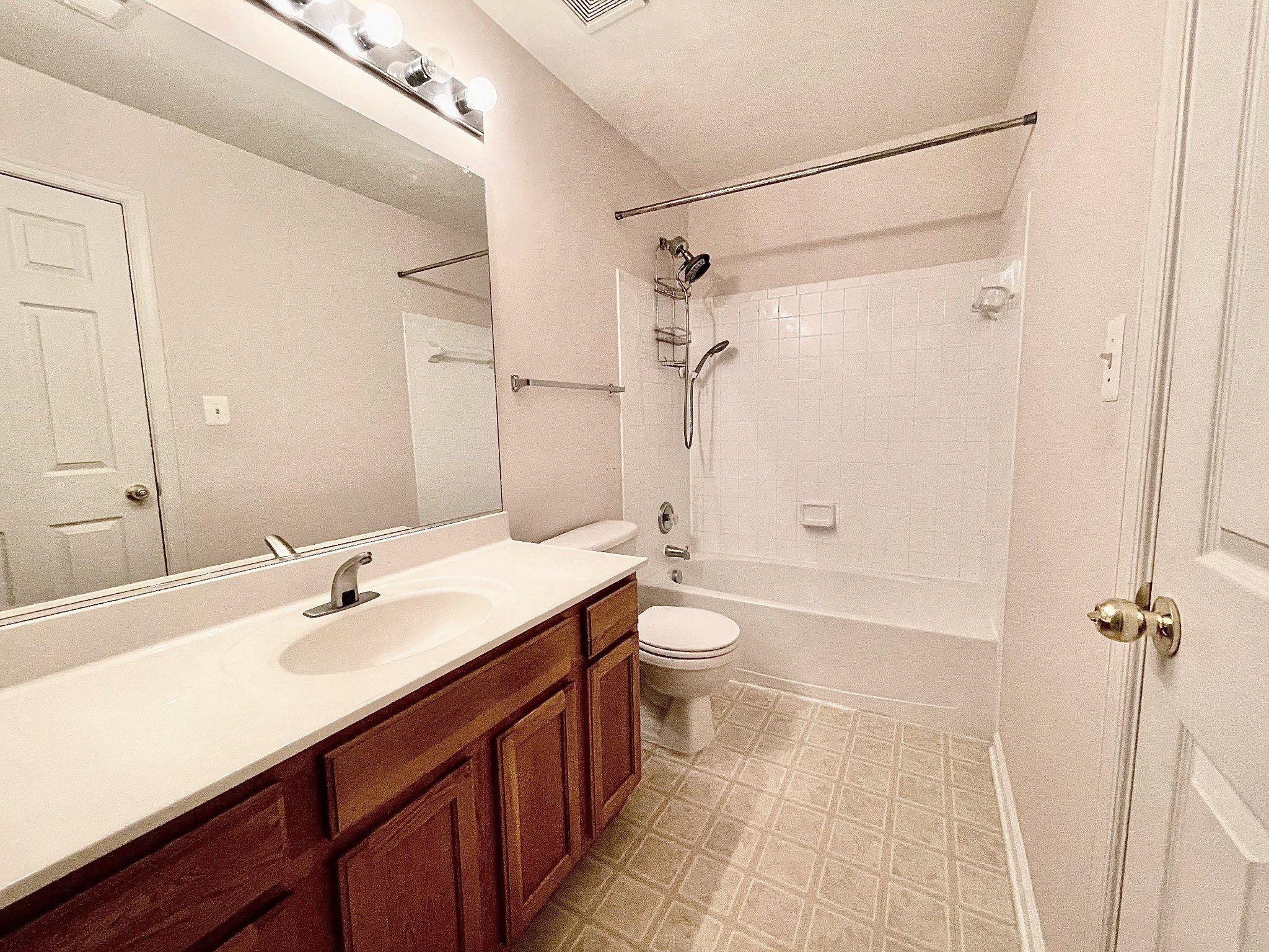 HUPPS RIDGE - Residential