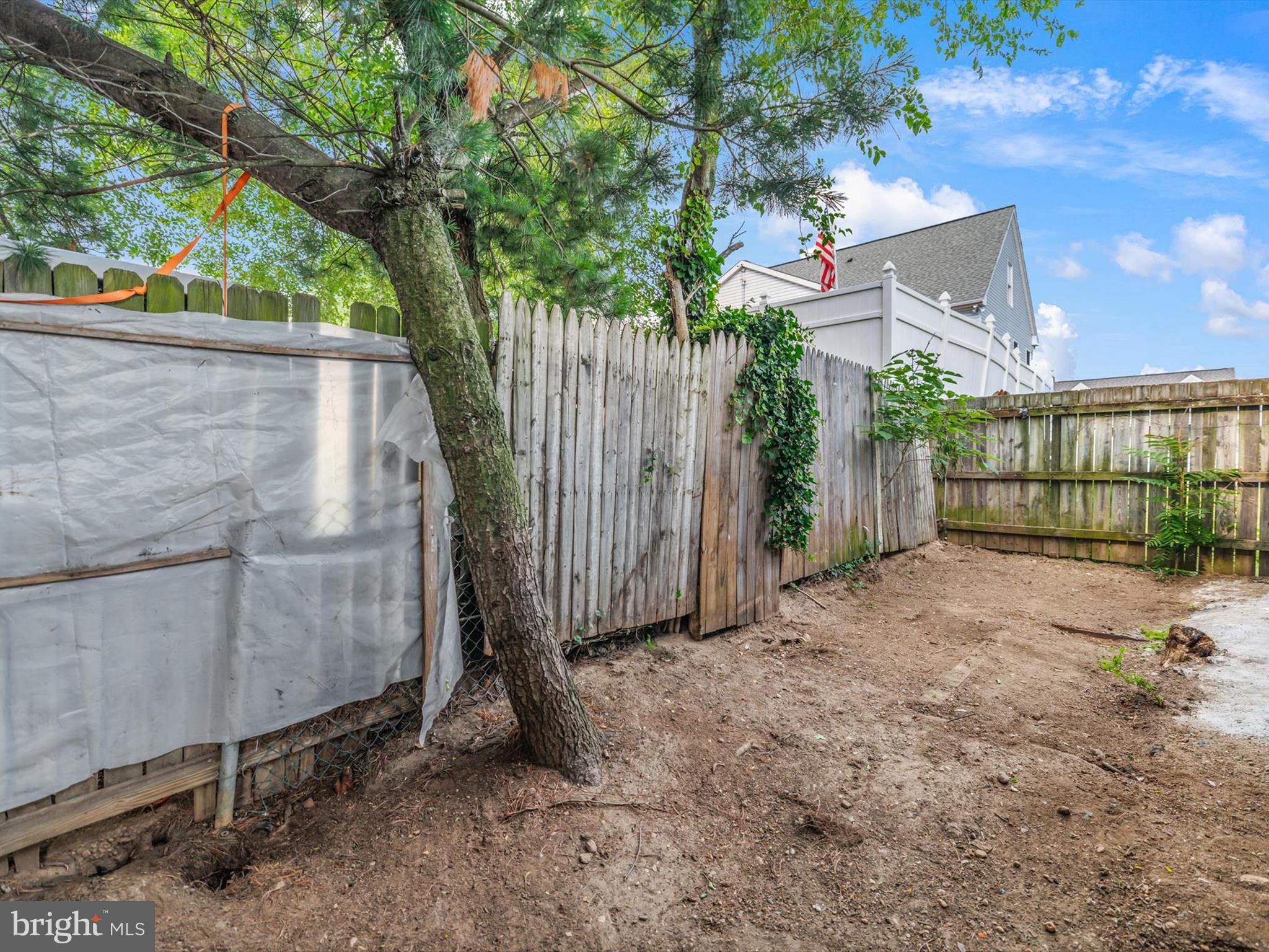 EAST VIEW - Residential