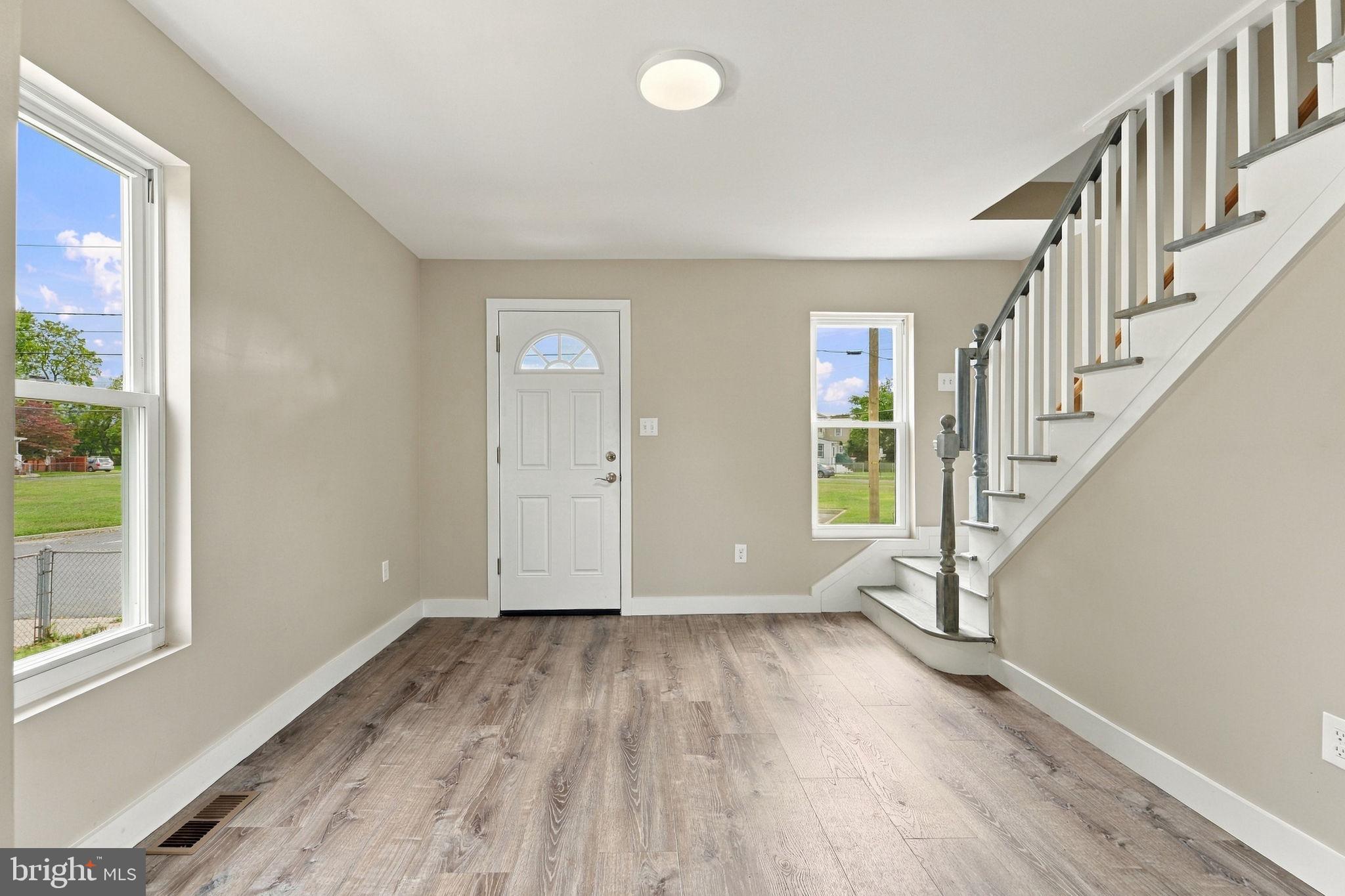 825 W 3RD STREET