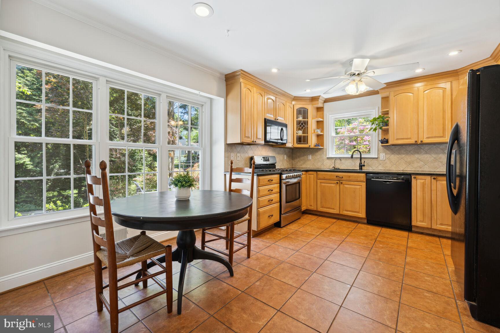 WESTLEIGH - Residential