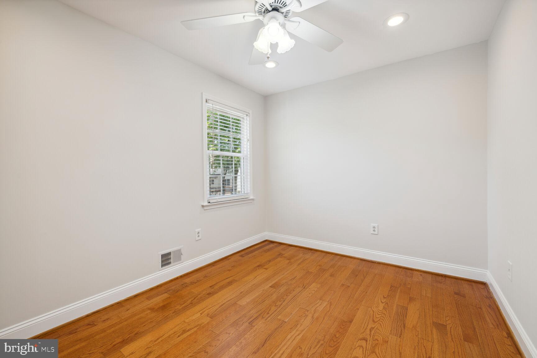 WESTLEIGH - Residential