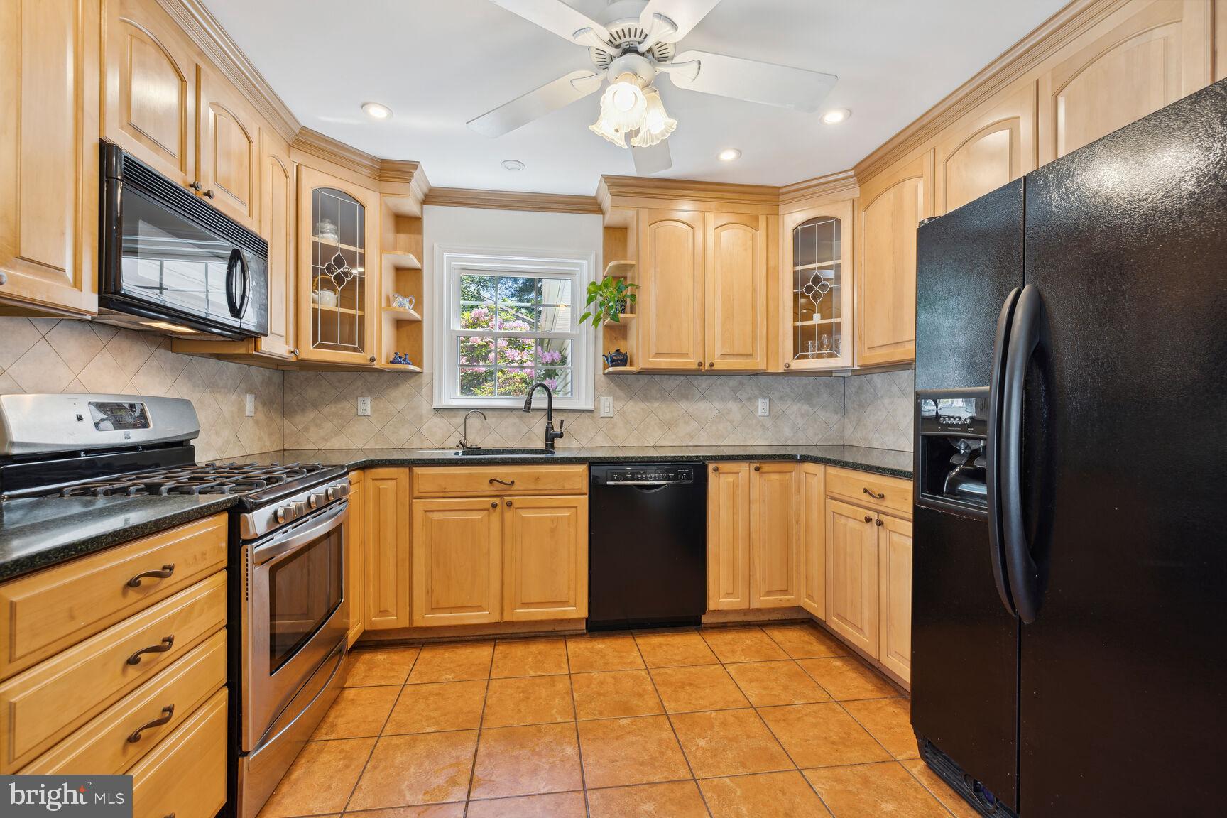 WESTLEIGH - Residential