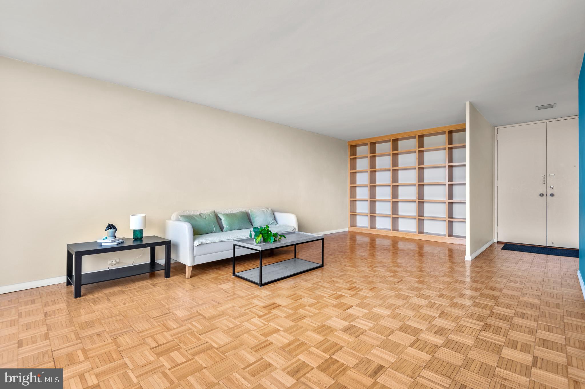 TUSCANY-CANTERBURY - Residential