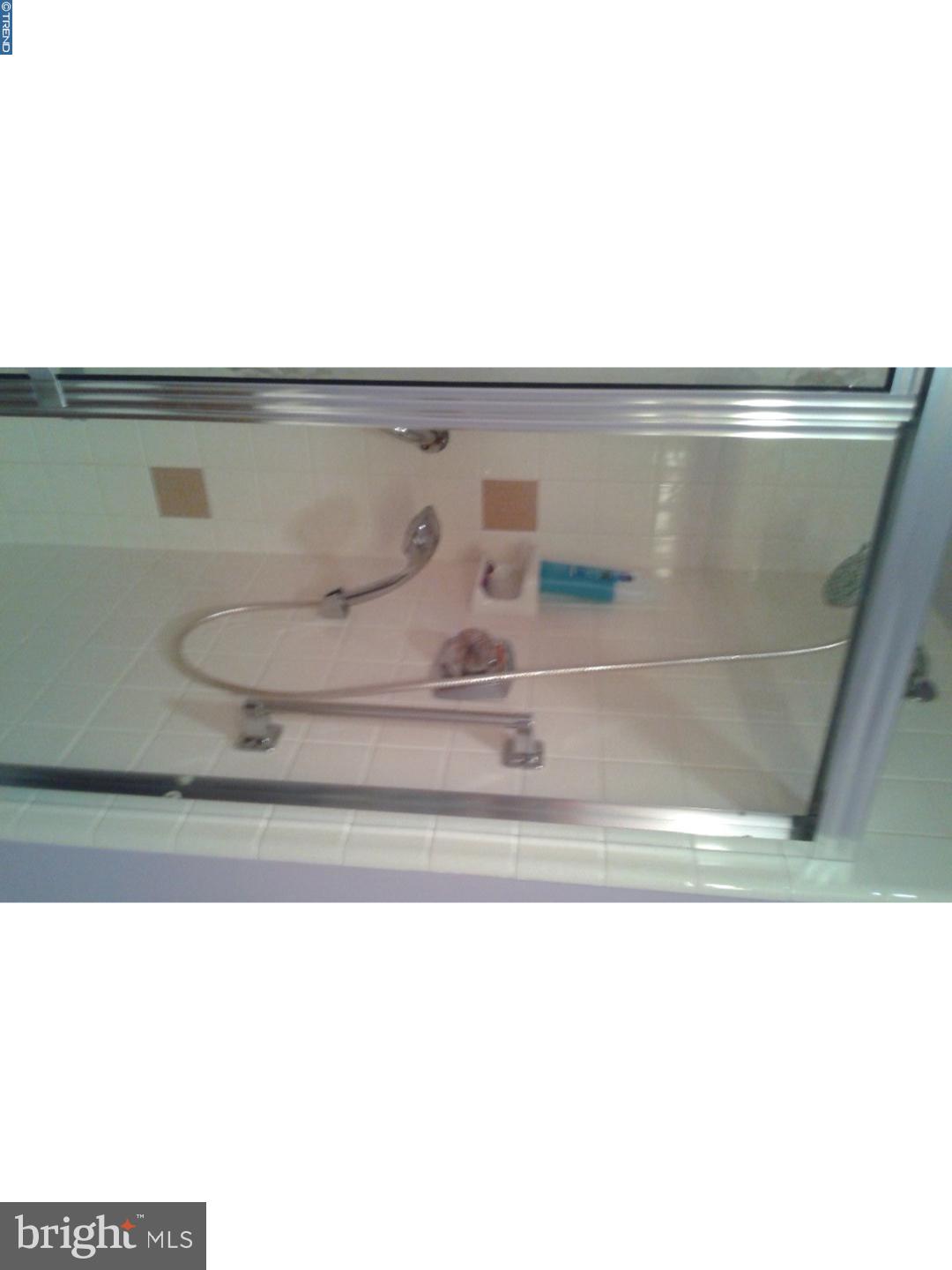 PHILADELPHIA (NORTHEAST) - Residential