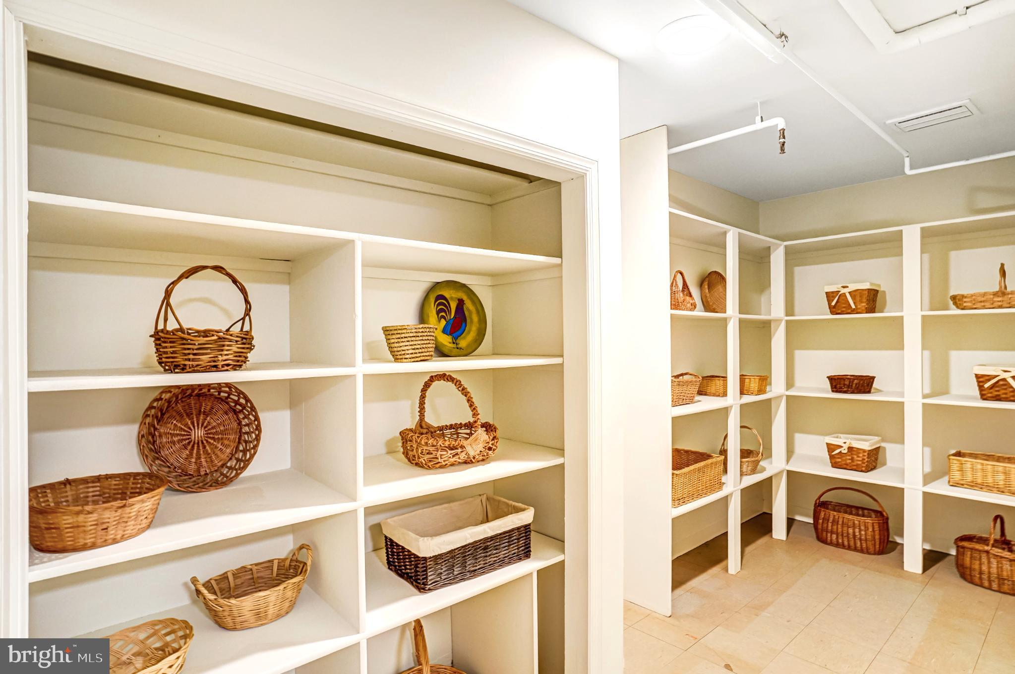 BURKE COVE - Residential