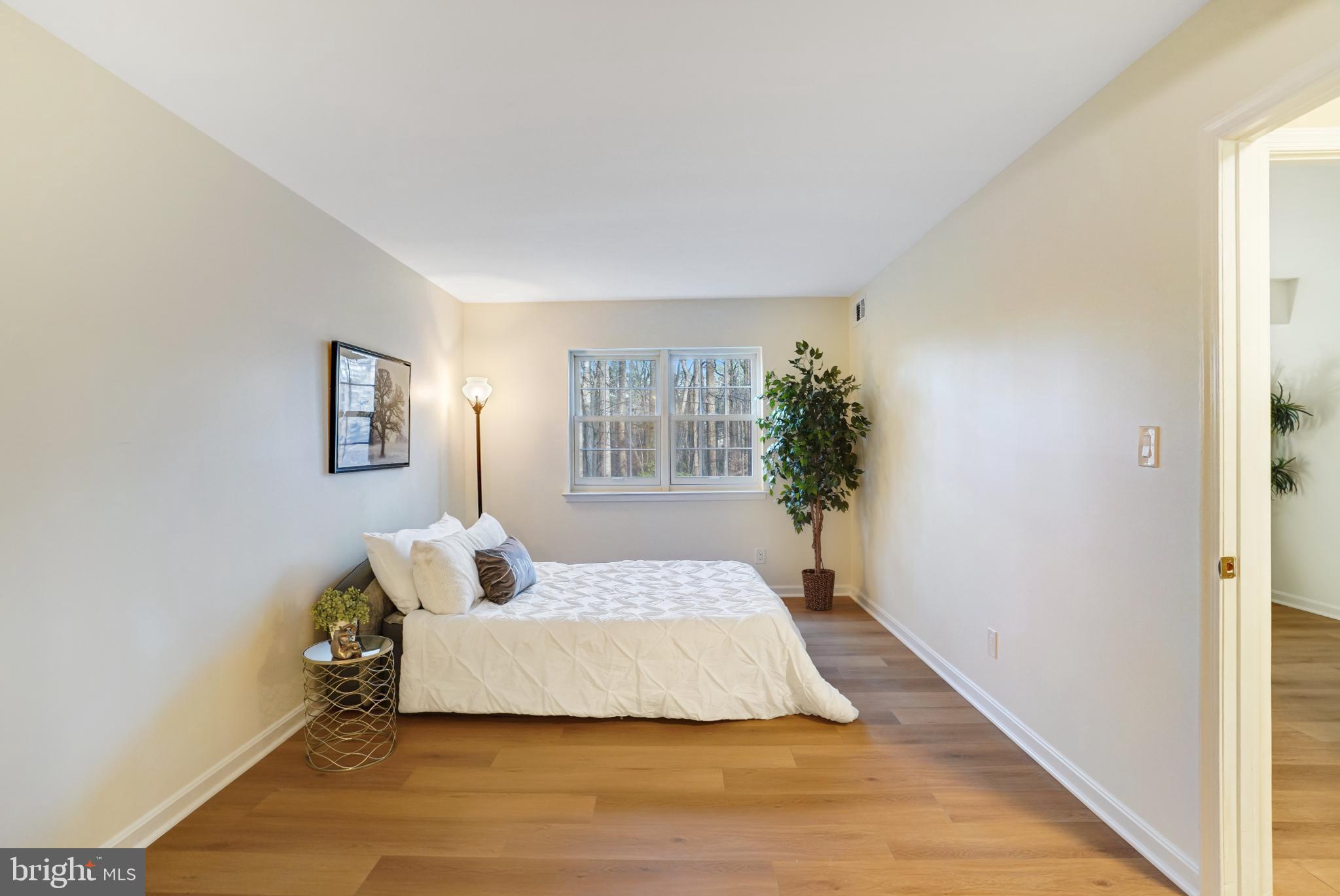 BURKE COVE - Residential