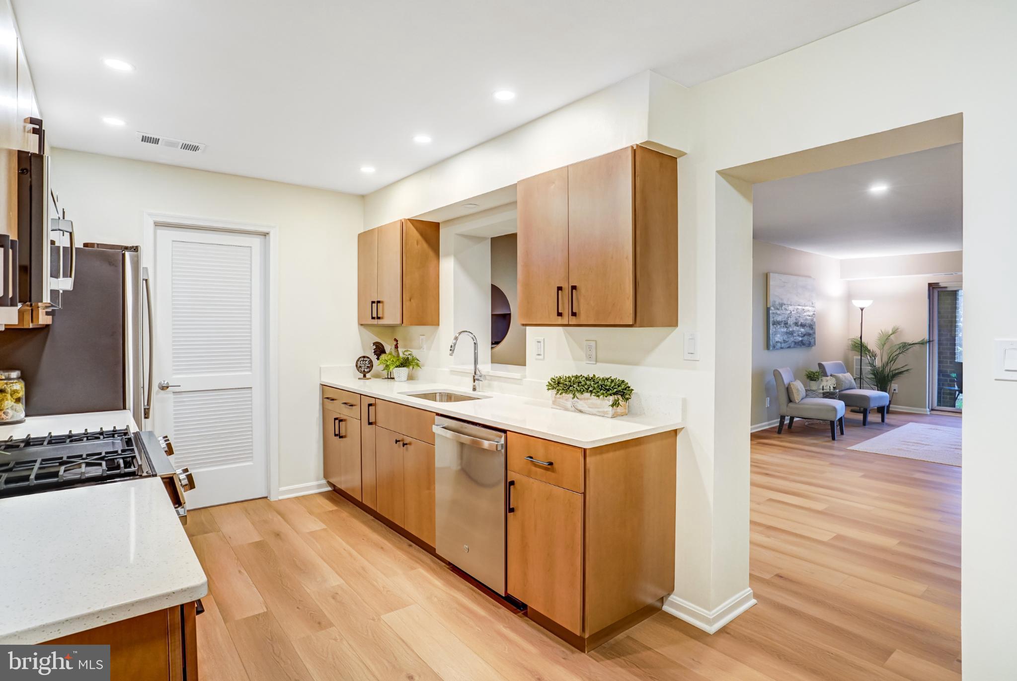 BURKE COVE - Residential