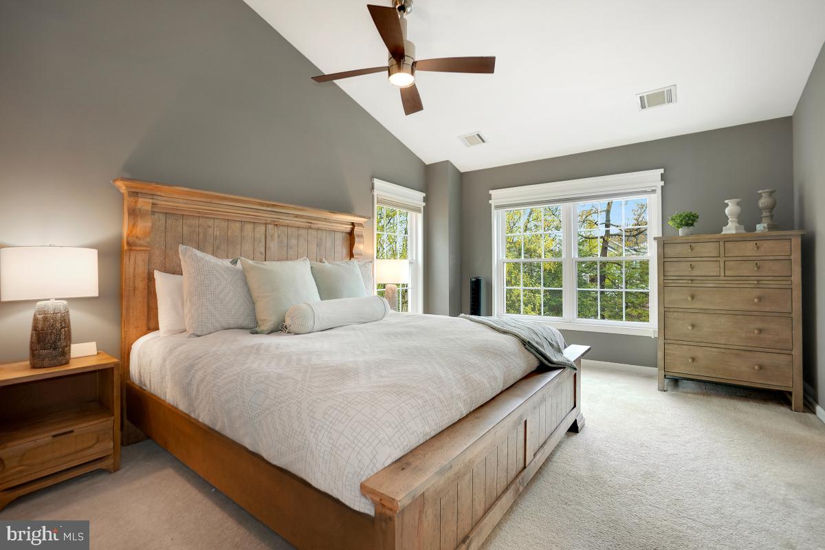 RESTON - Residential