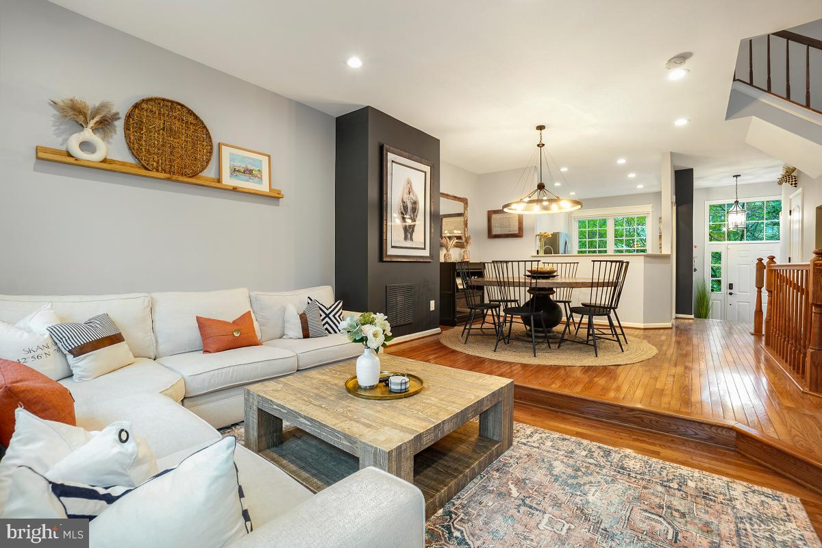 RESTON - Residential