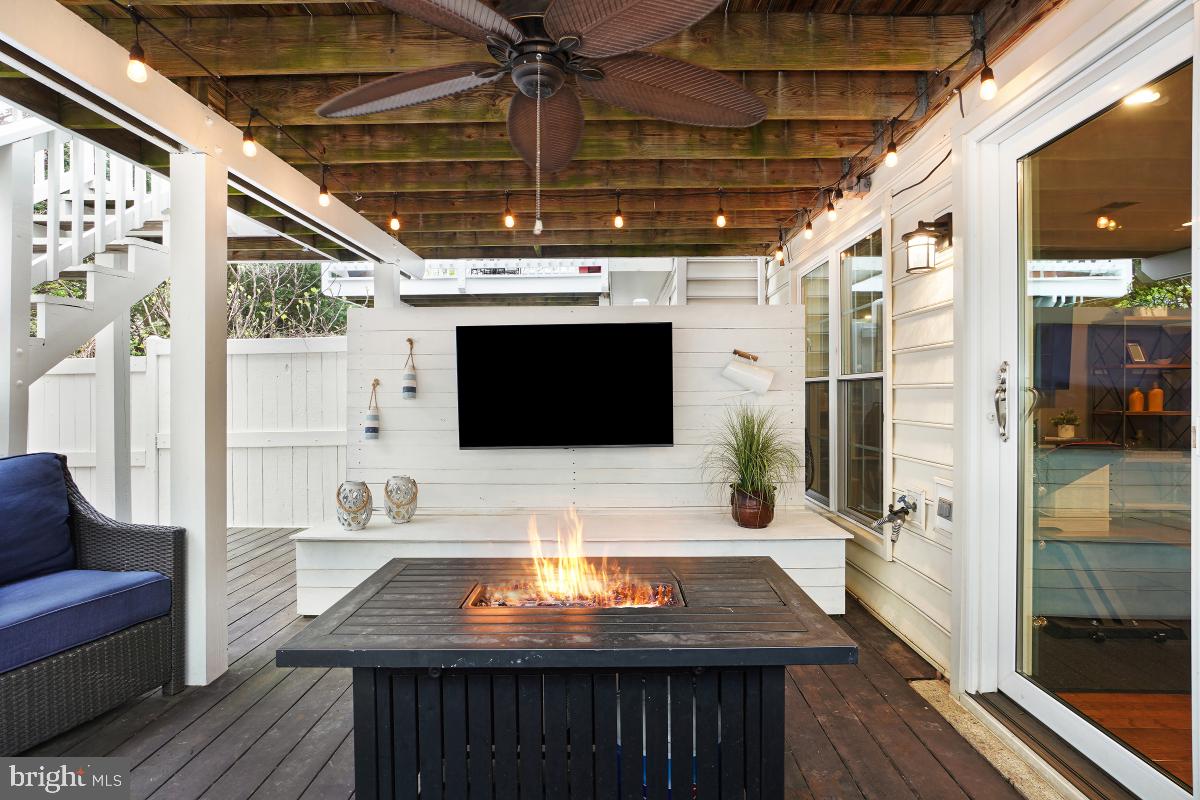 RESTON - Residential