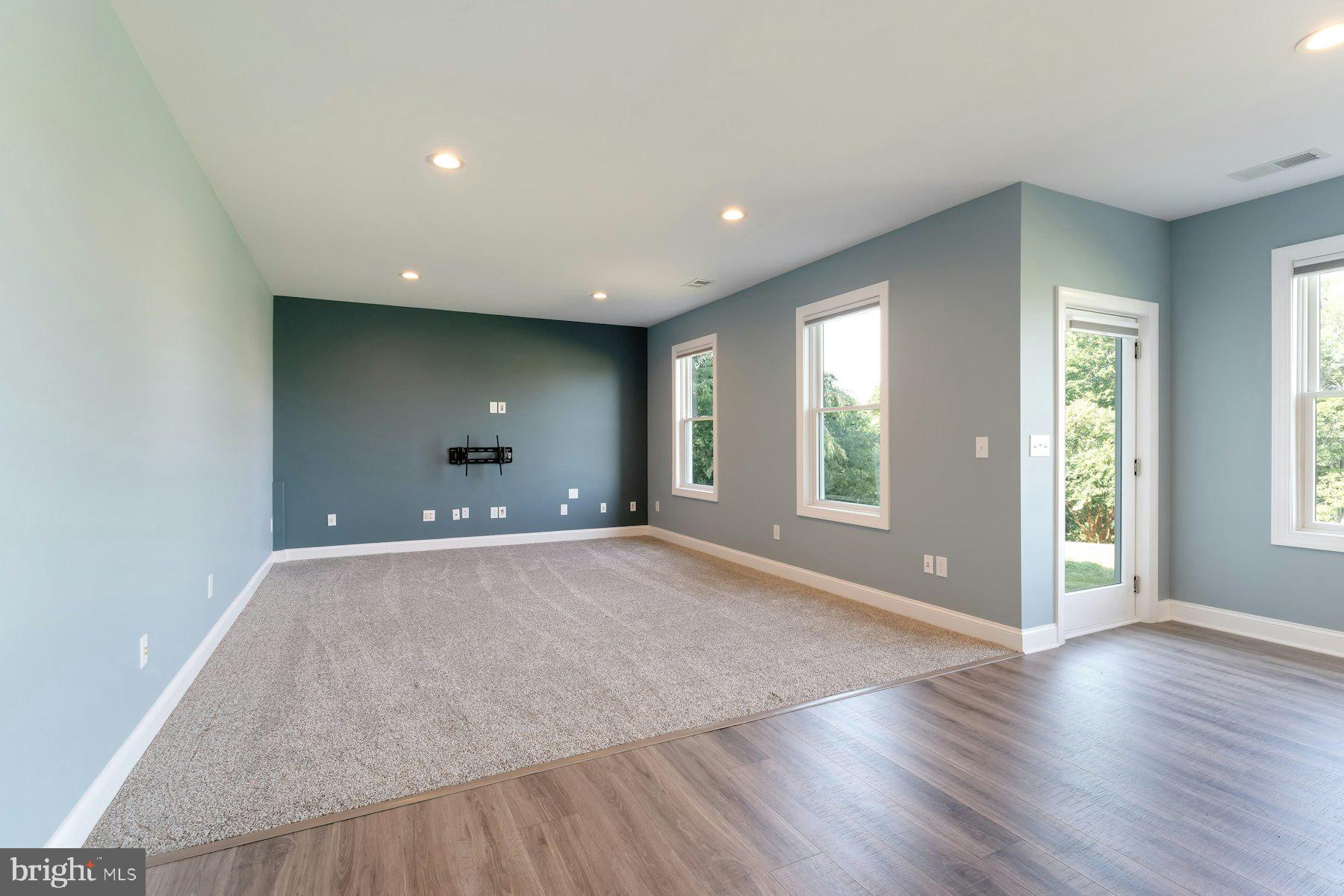 GEORGETOWN ESTATES - Residential