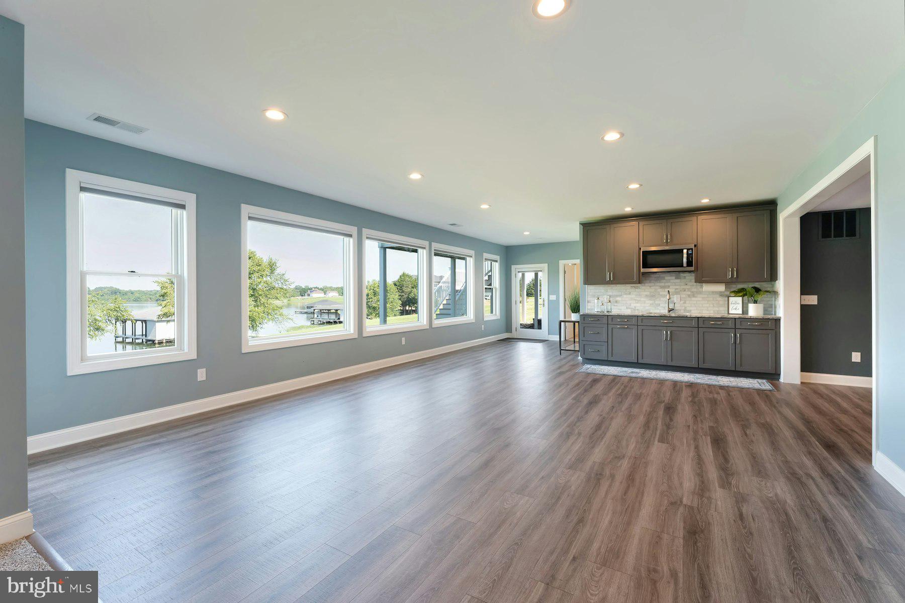 GEORGETOWN ESTATES - Residential