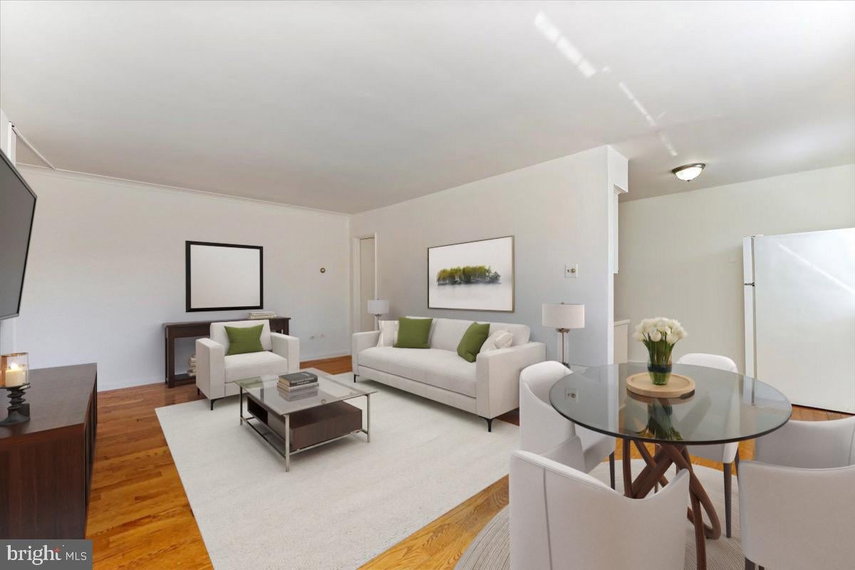 383 LAKESIDE ROAD 308