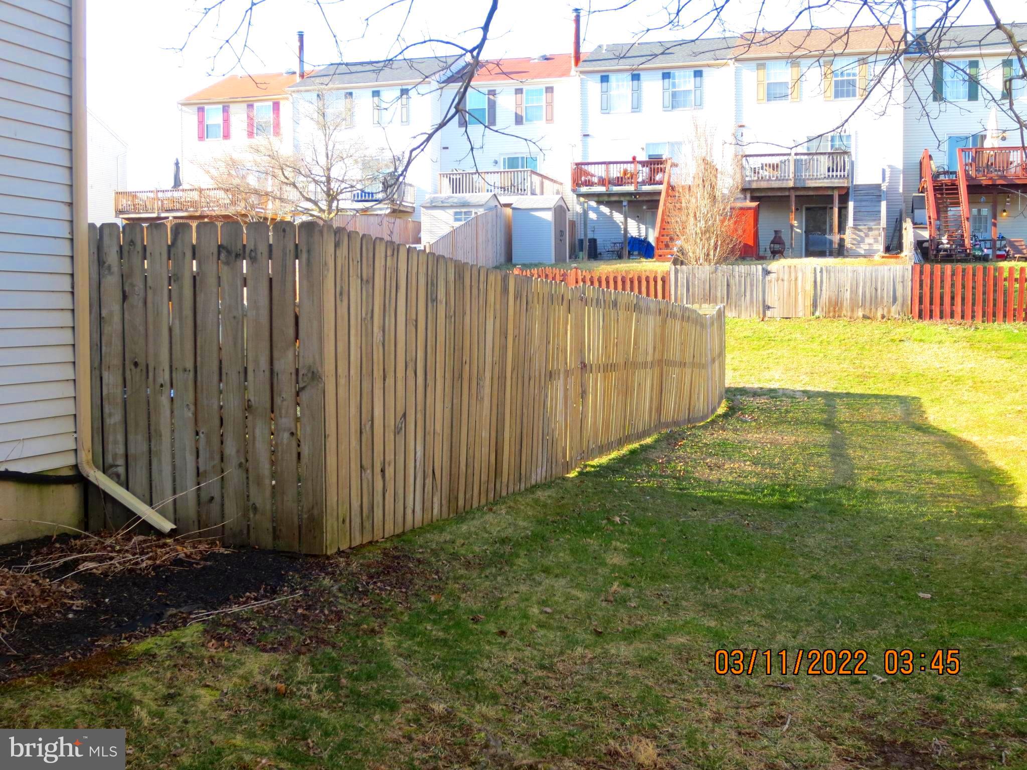 CONSTANT FRIENDSHIP - Residential