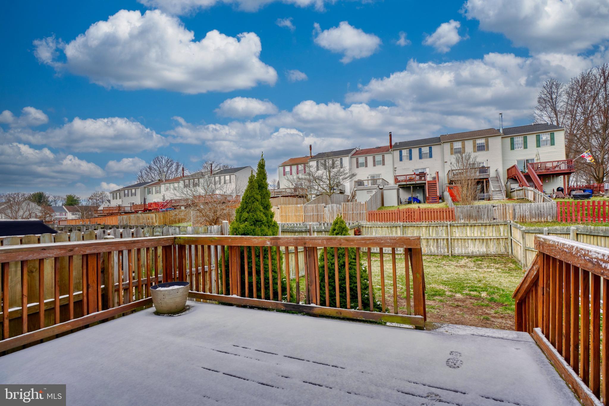 CONSTANT FRIENDSHIP - Residential