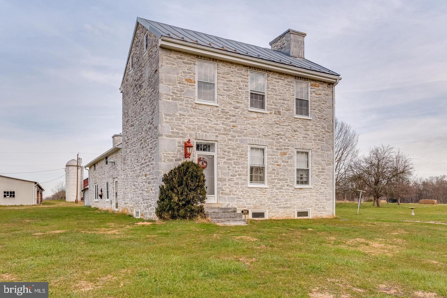 RARE FIND This historical, stone house was built in 1762. ready to captivate with all of its character dating back to circa 1762. and is in the national register. It is called the Robert Carter Willis House. Meticulously restored and is located near Shepherdstown with short distance to public access to the Potomac River and the Marc train.