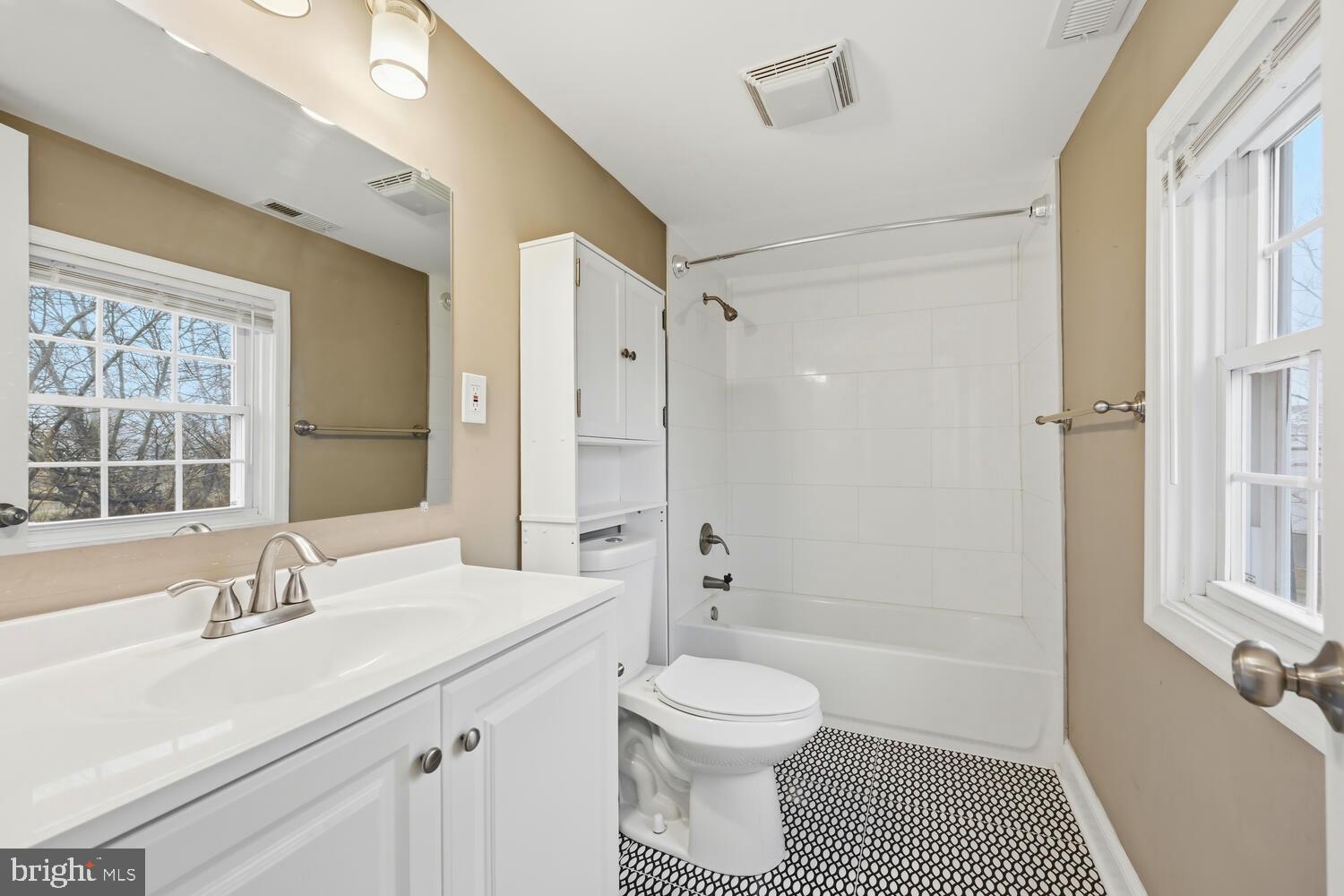 TILGHMAN ISLAND - Residential