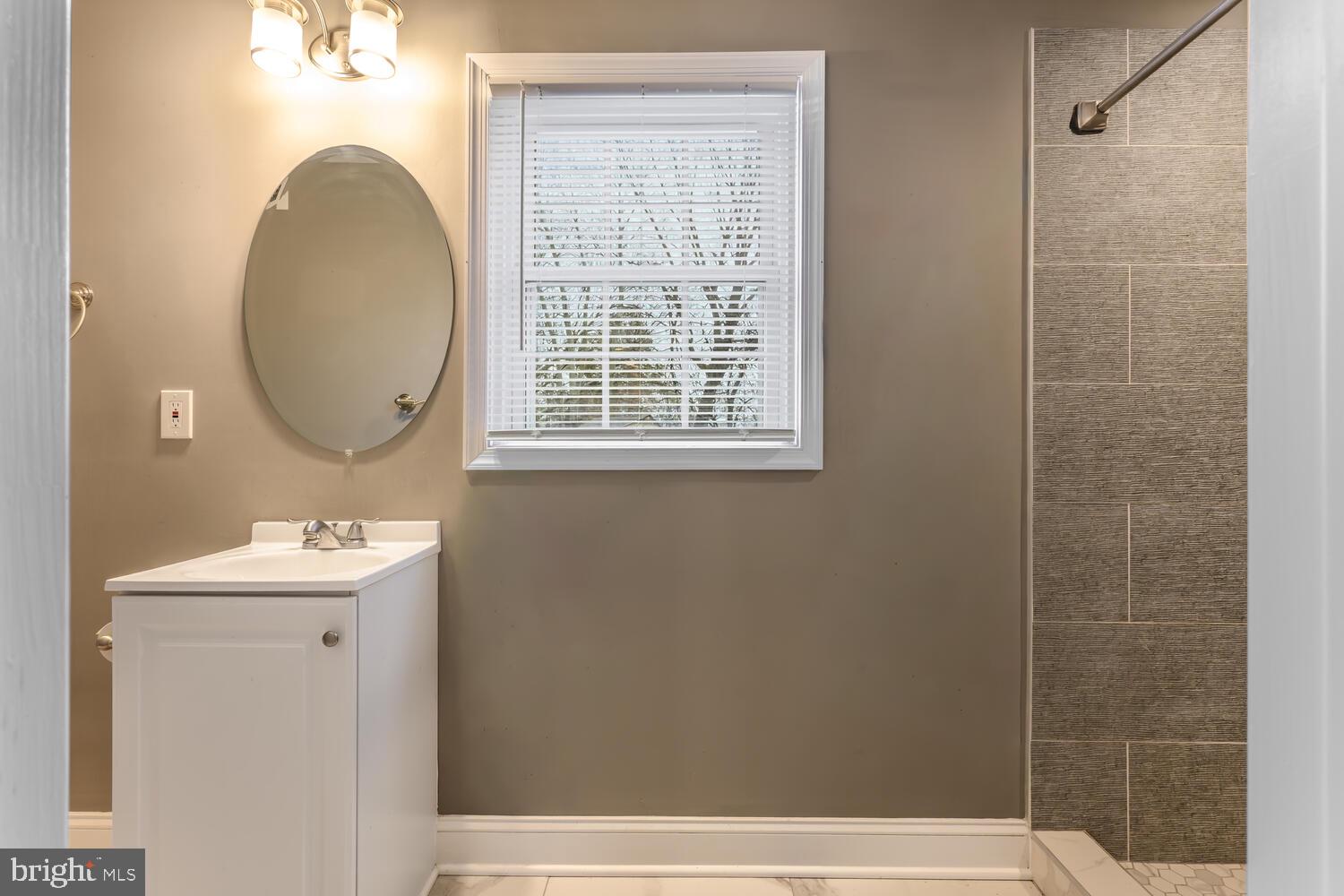 TILGHMAN ISLAND - Residential