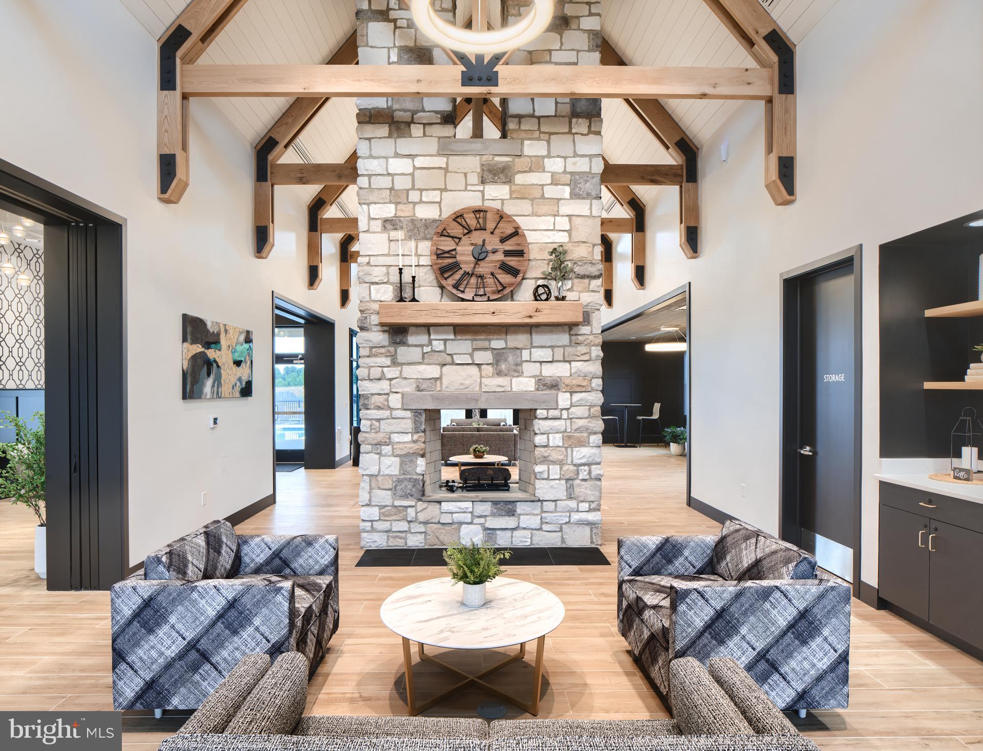 DEVON CREEK - Residential