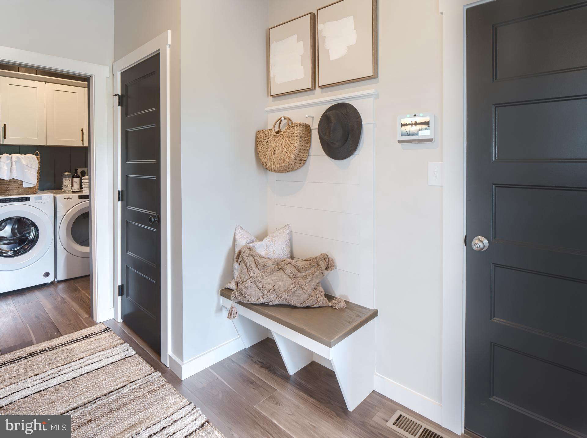 DEVON CREEK - Residential