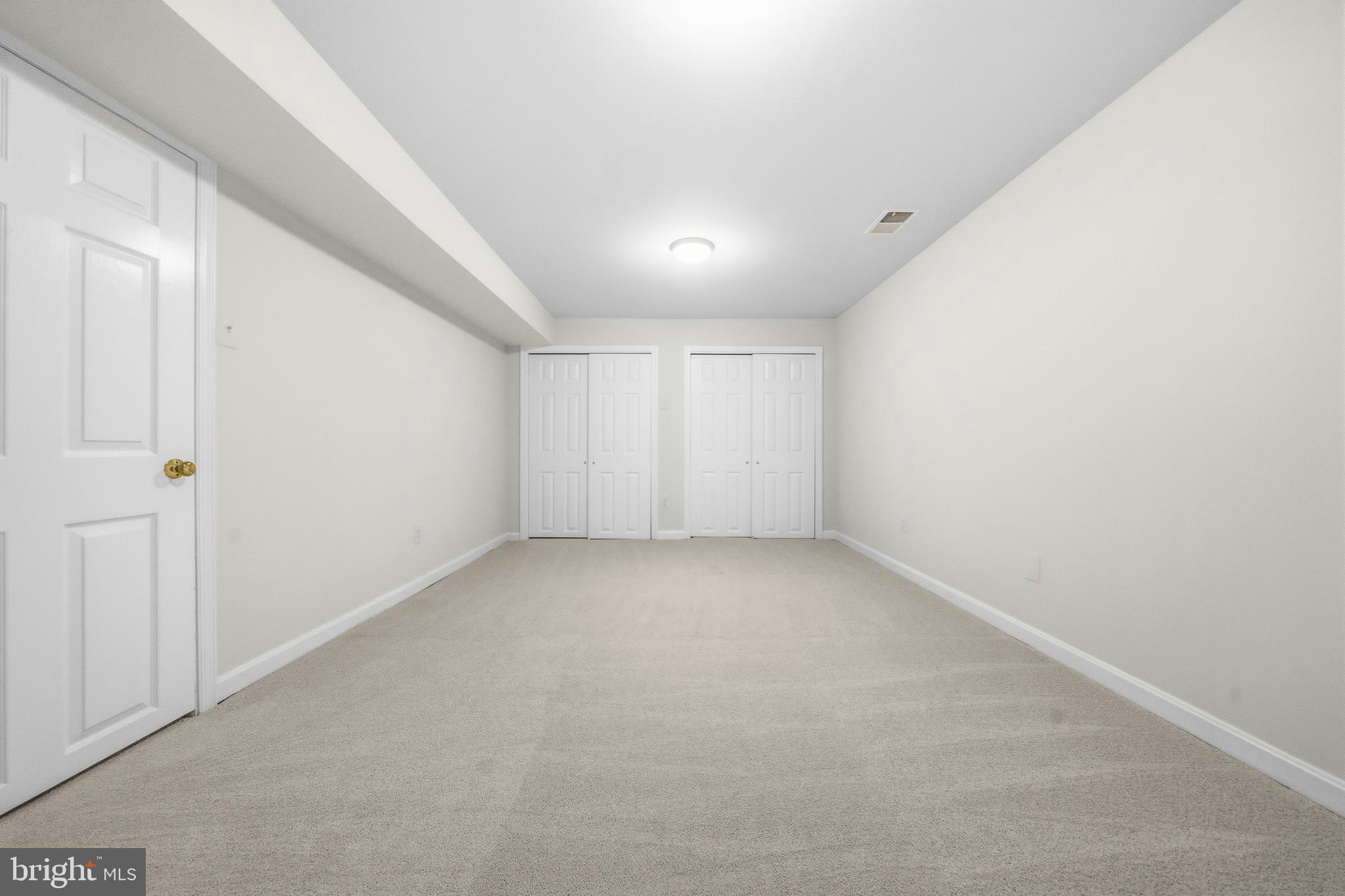 SIGNAL HILL - Residential