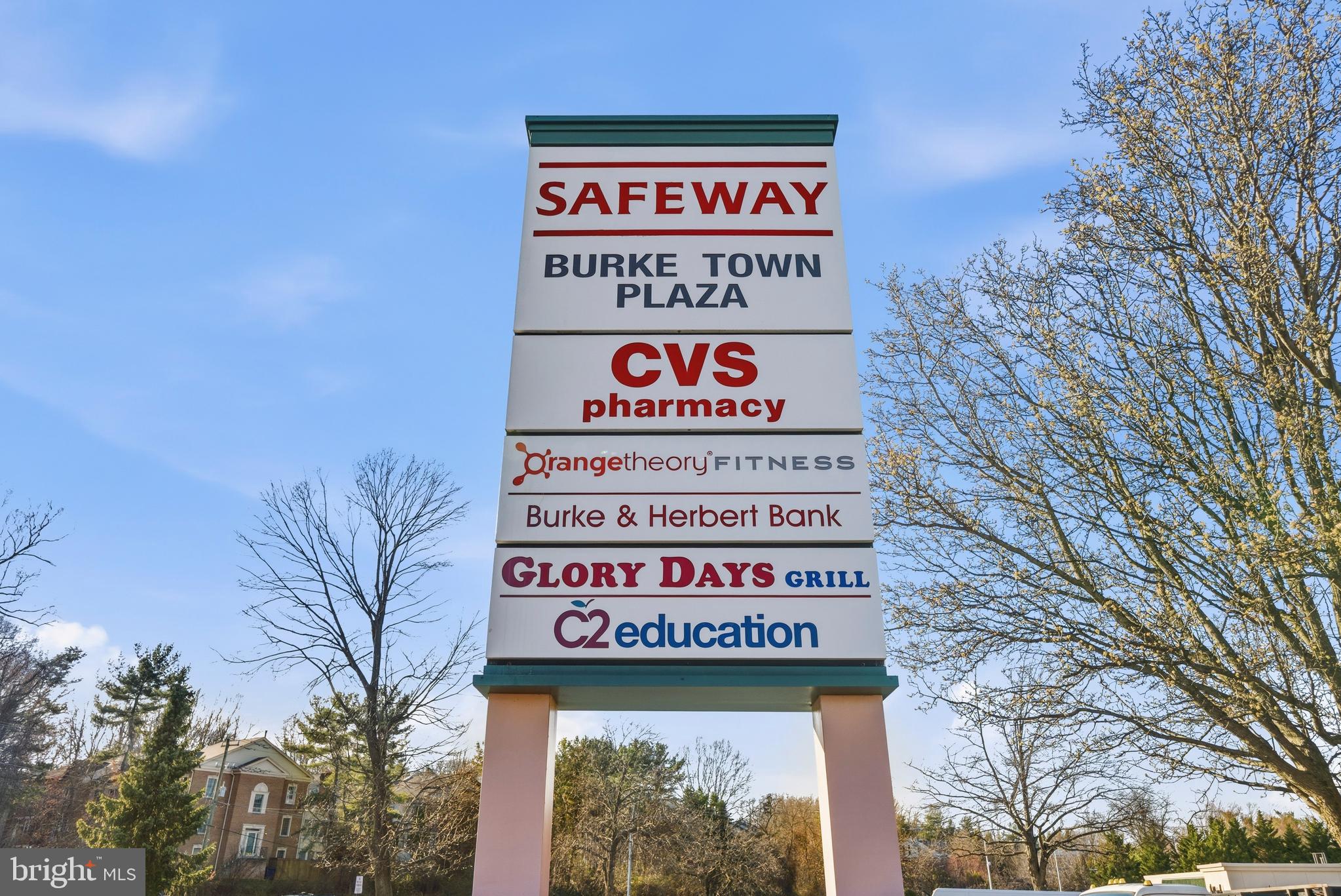 SIGNAL HILL - Residential