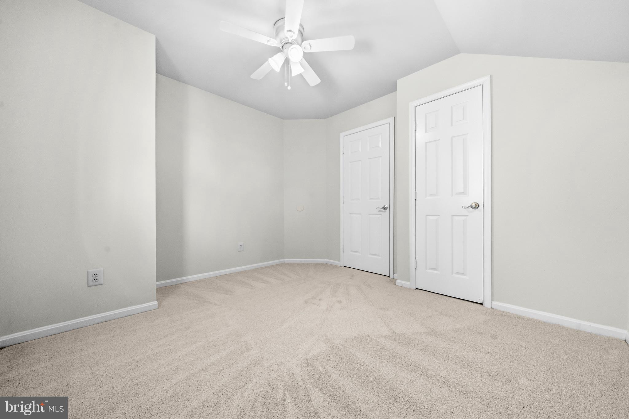 SIGNAL HILL - Residential