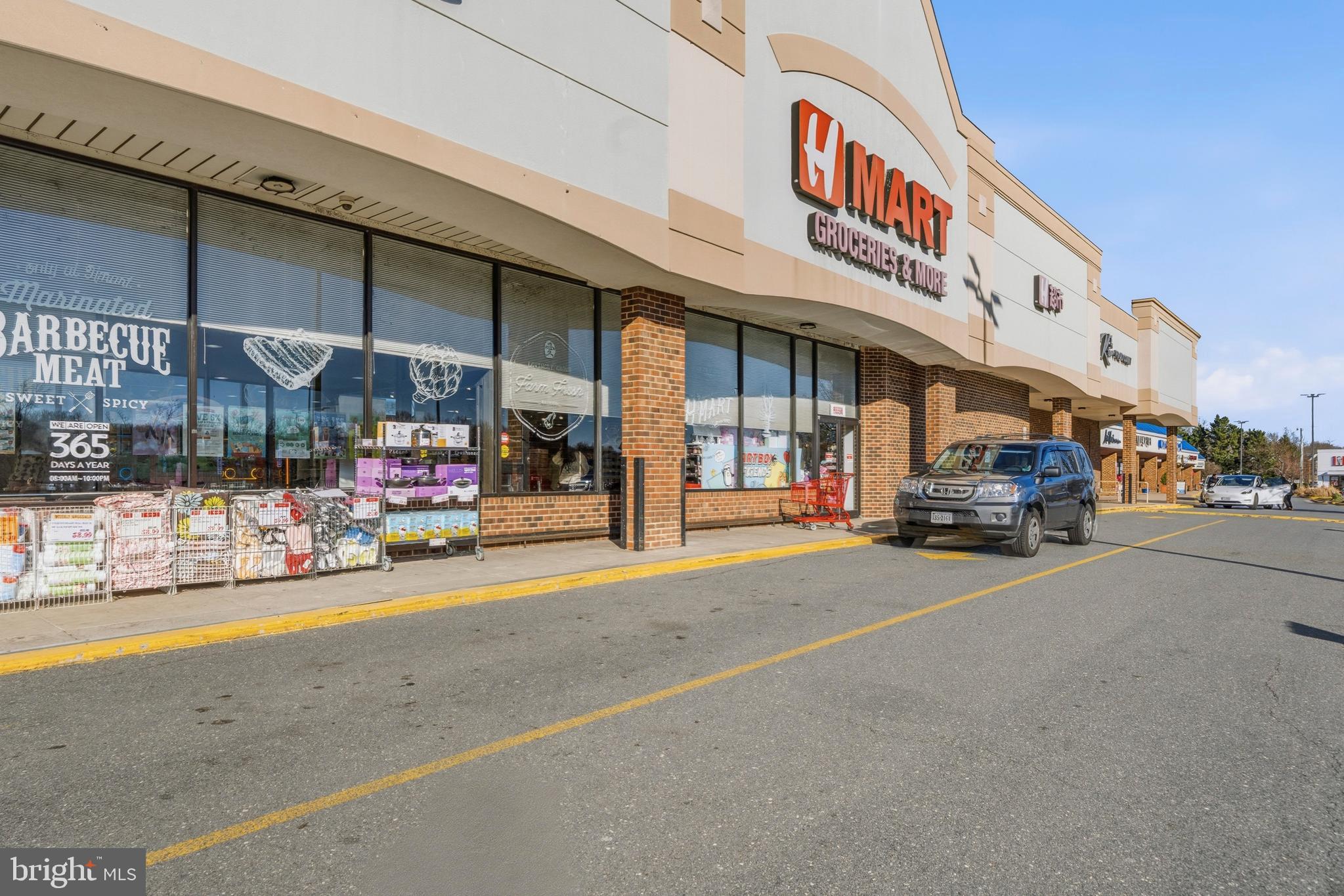 SIGNAL HILL - Residential