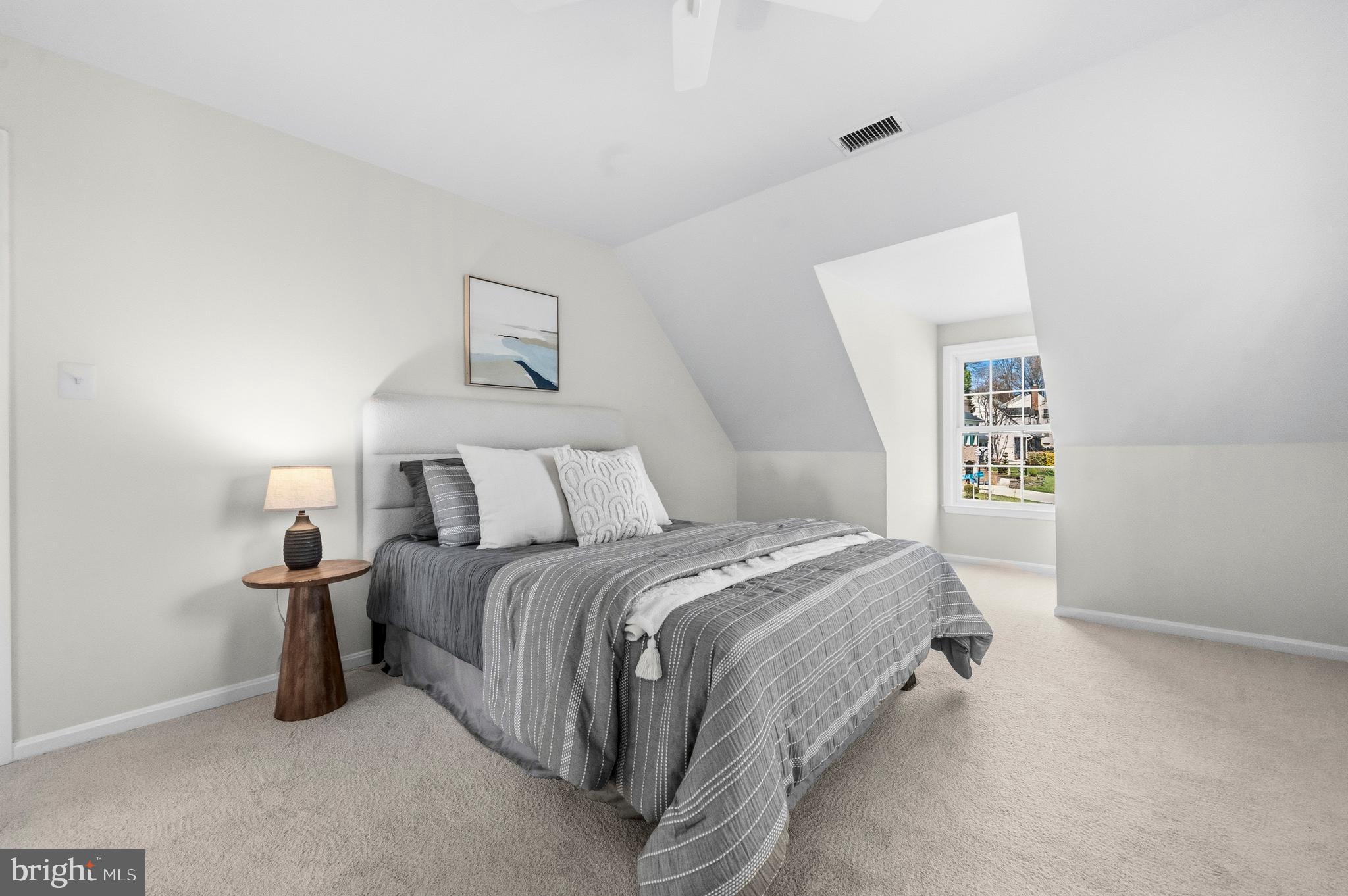 SIGNAL HILL - Residential