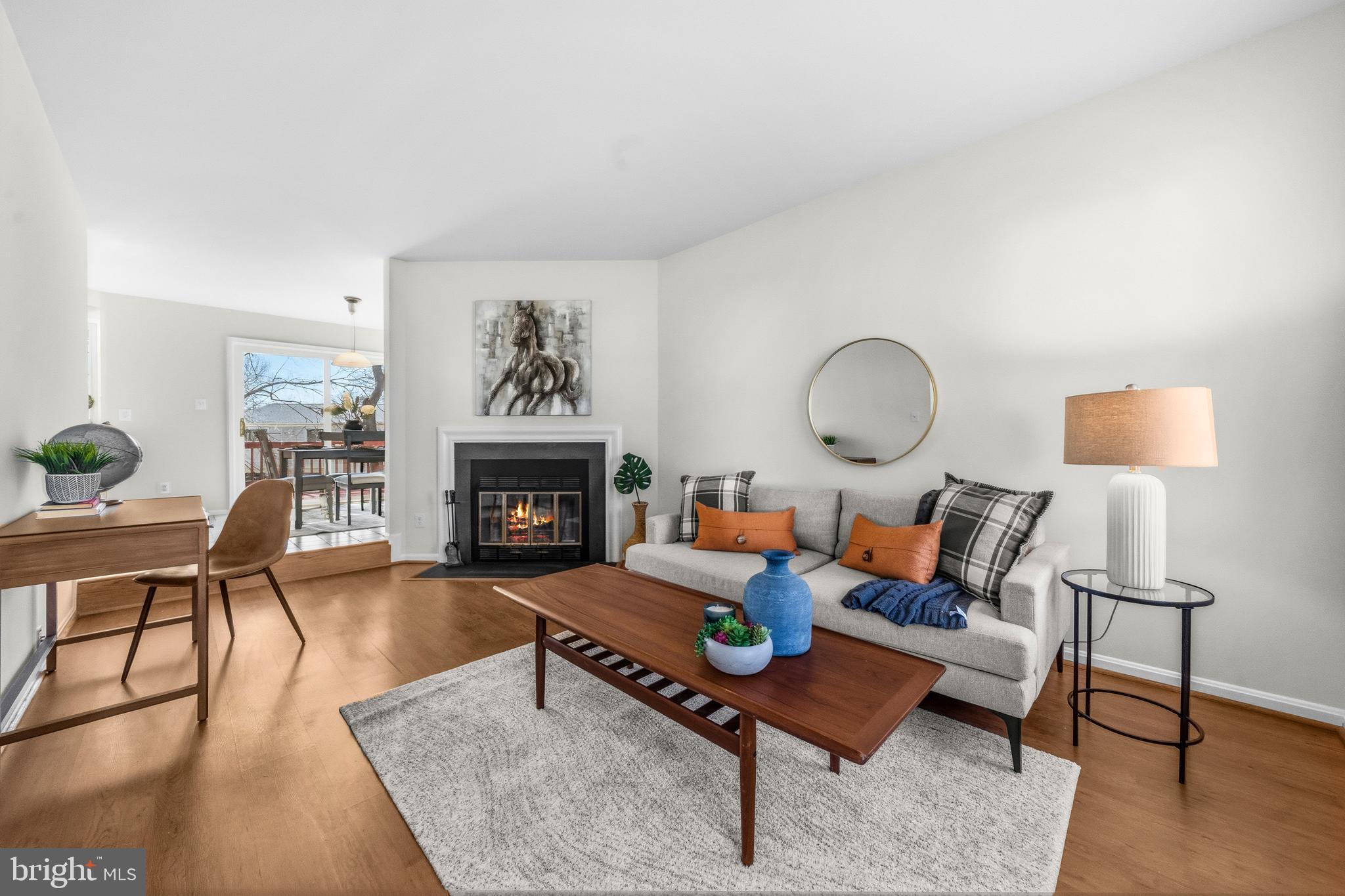 SIGNAL HILL - Residential