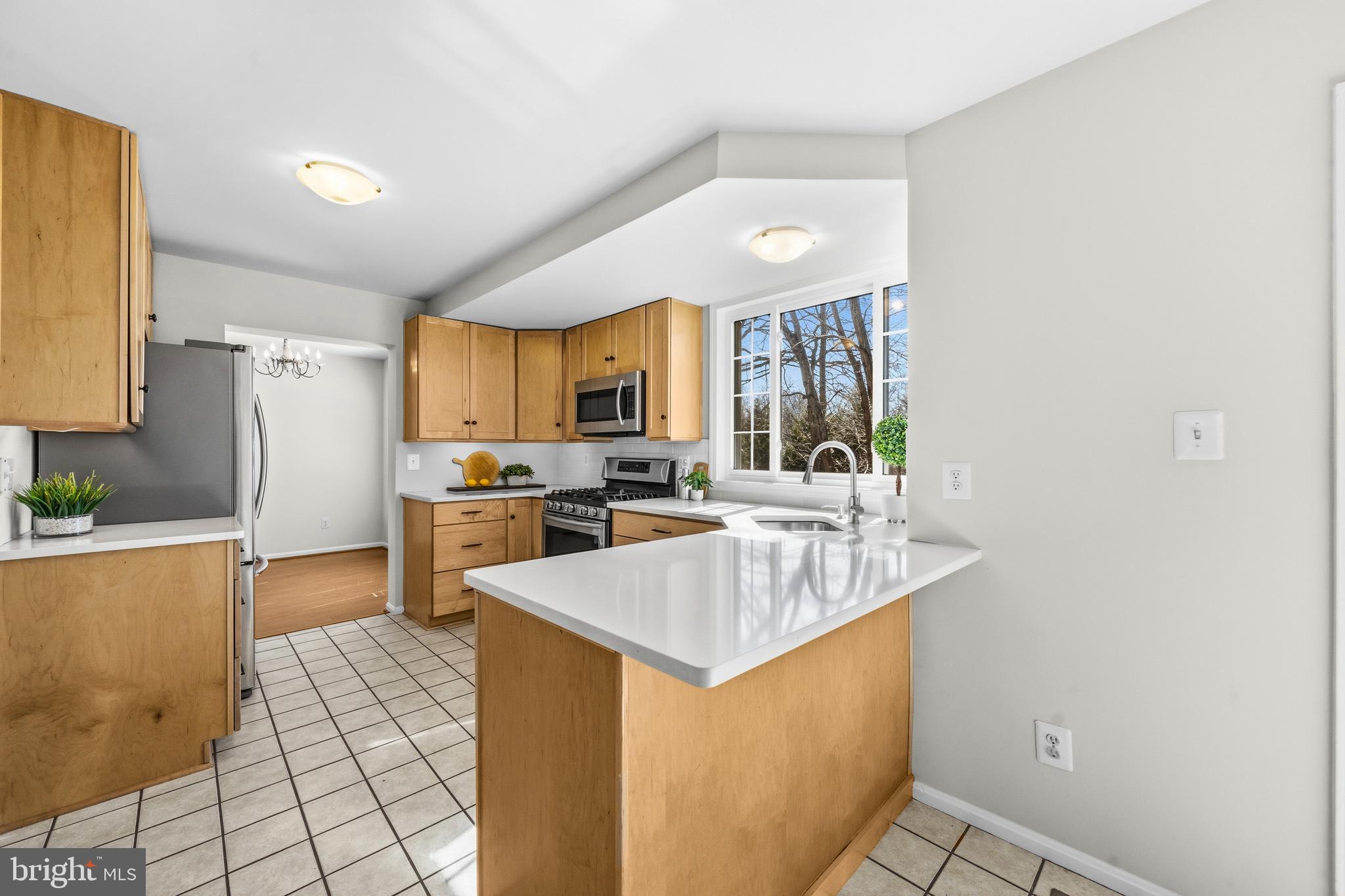 SIGNAL HILL - Residential