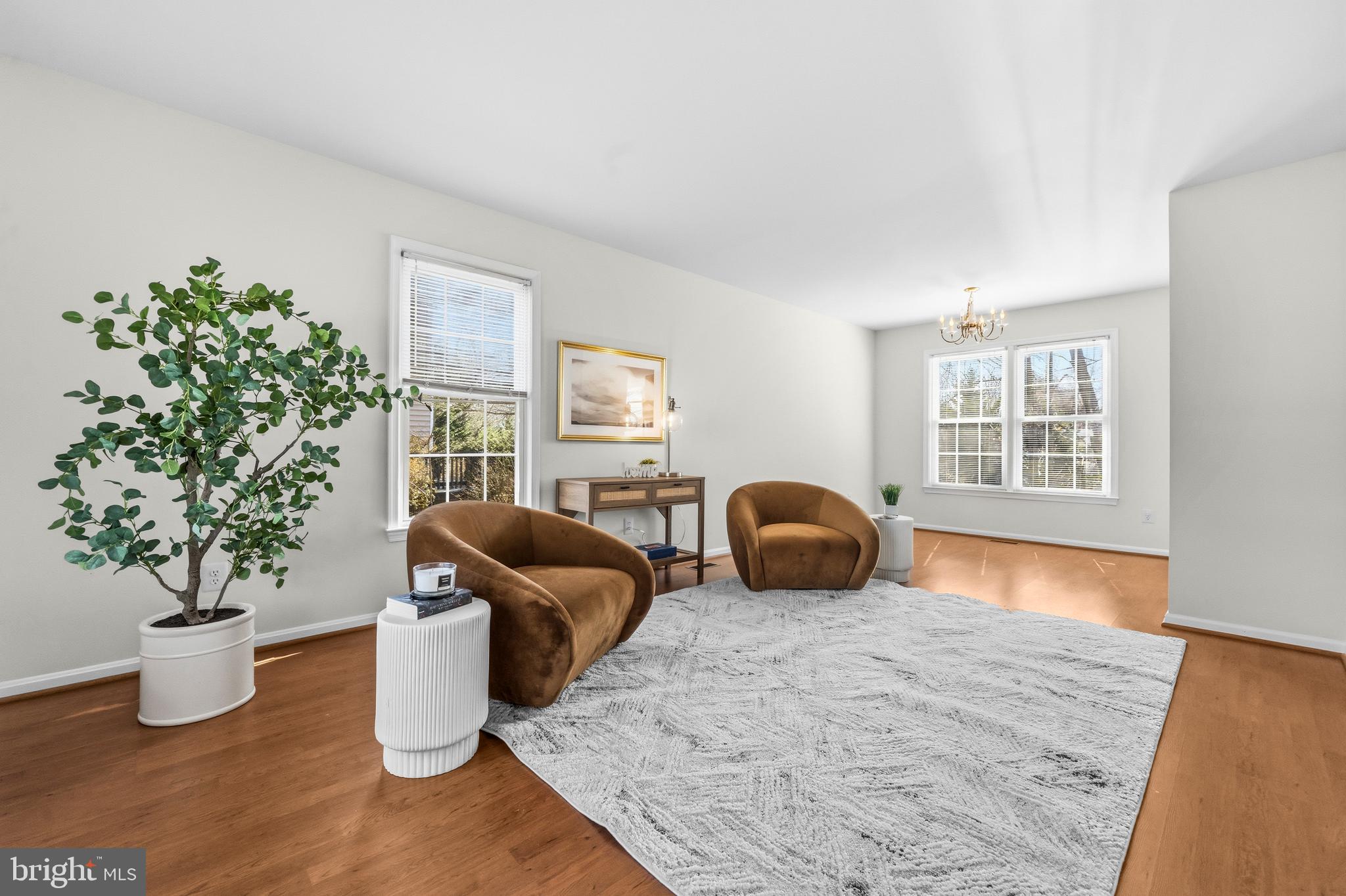 SIGNAL HILL - Residential