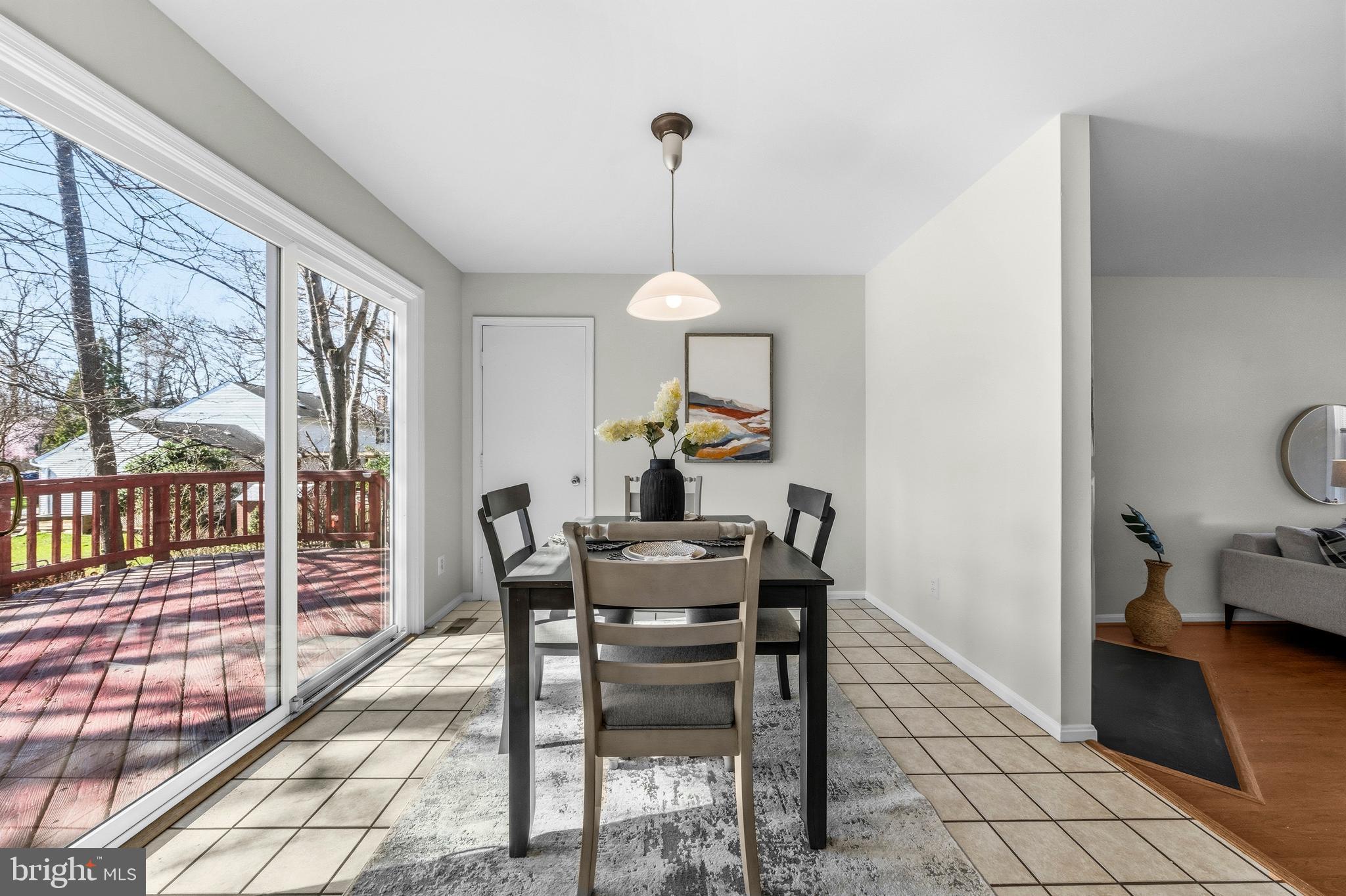 SIGNAL HILL - Residential