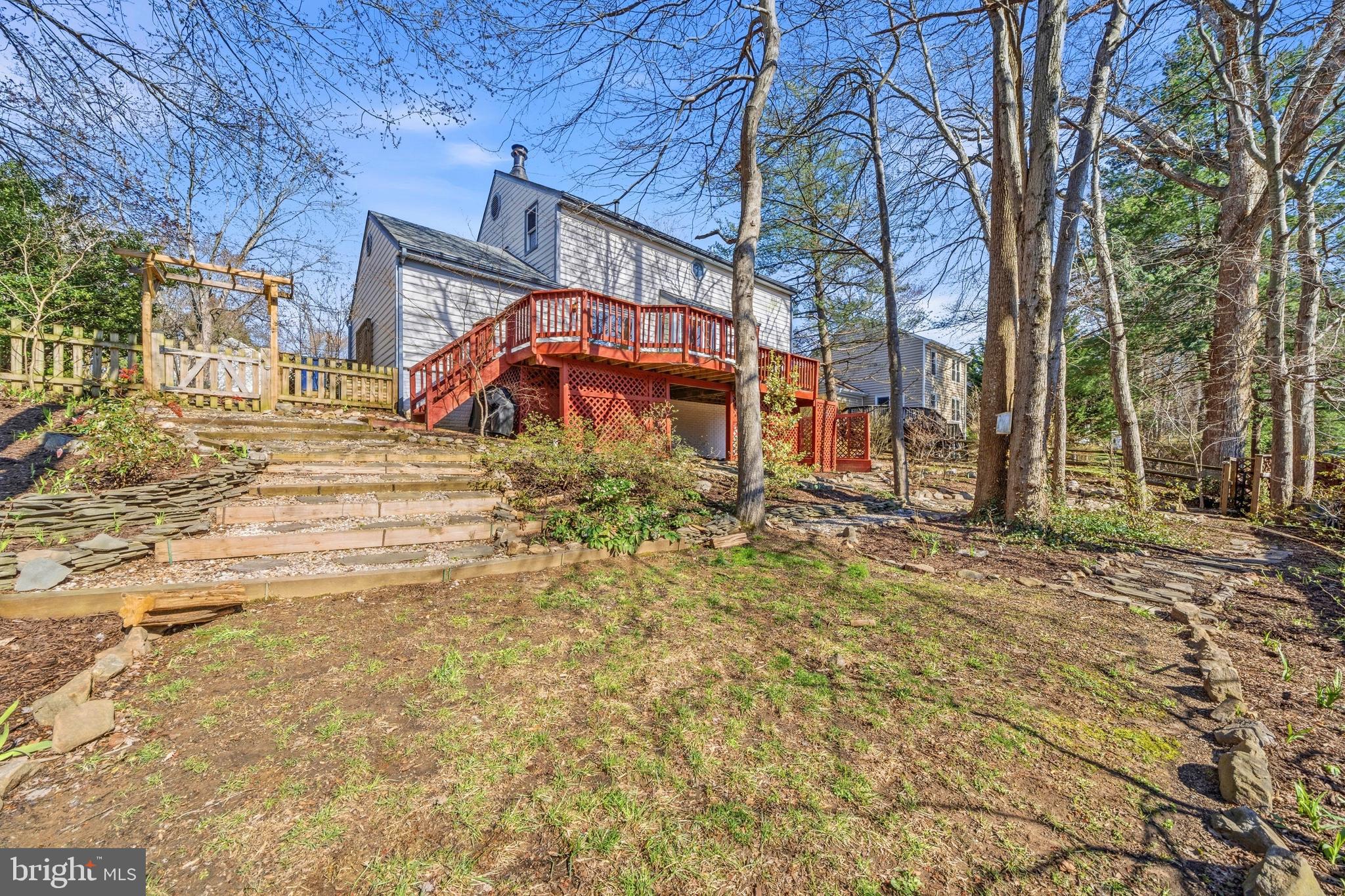 SIGNAL HILL - Residential