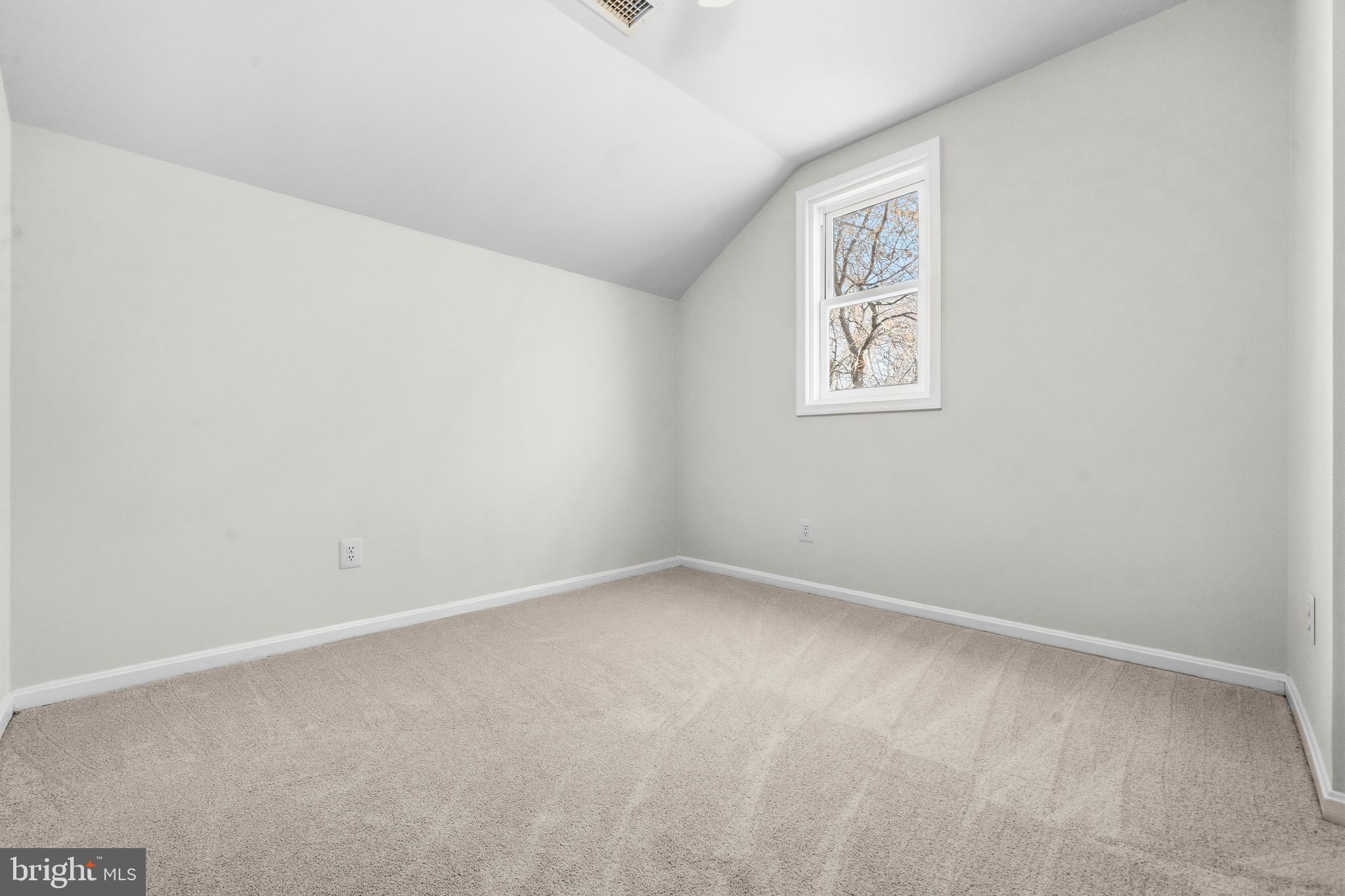 SIGNAL HILL - Residential