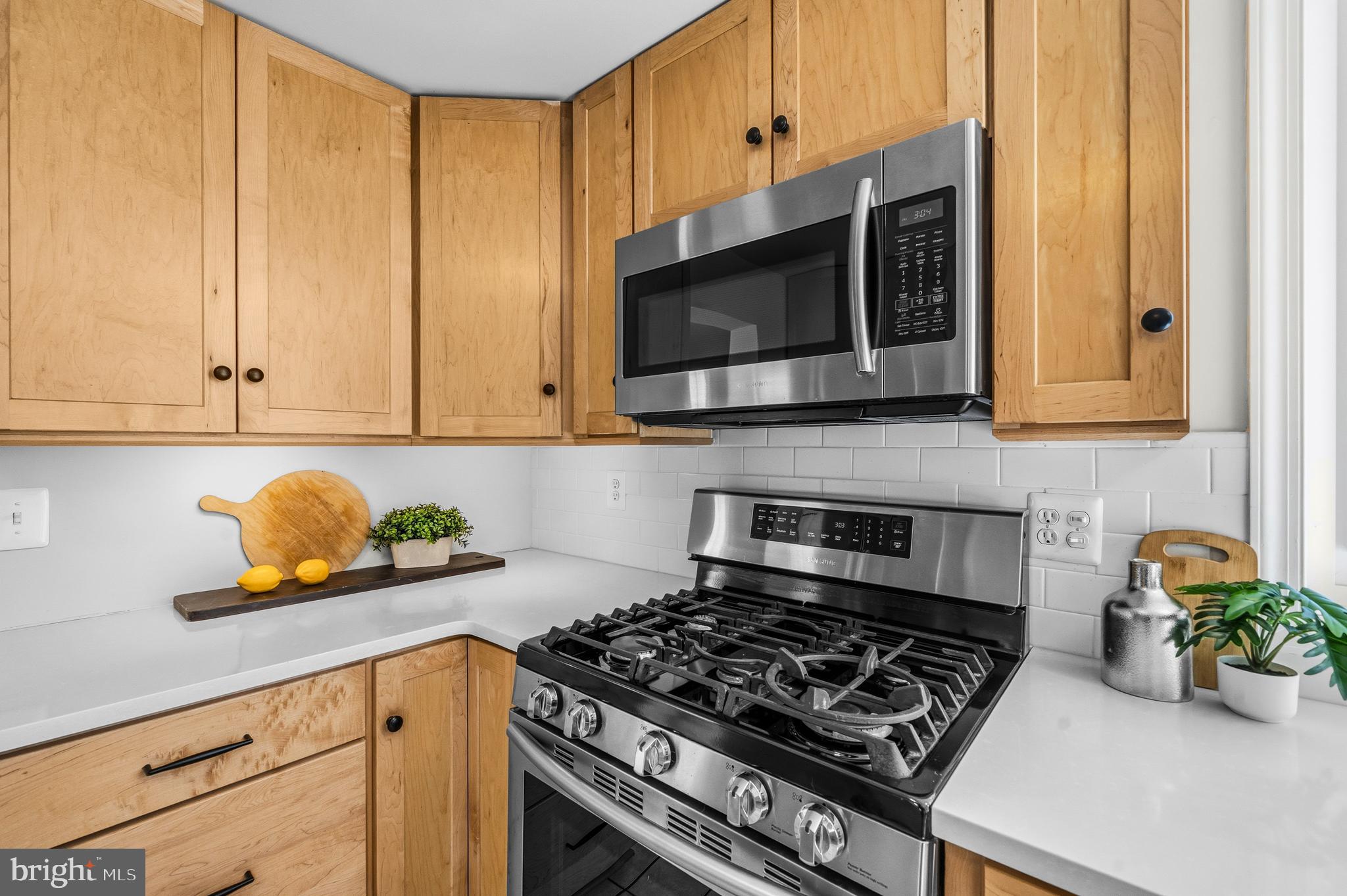 SIGNAL HILL - Residential