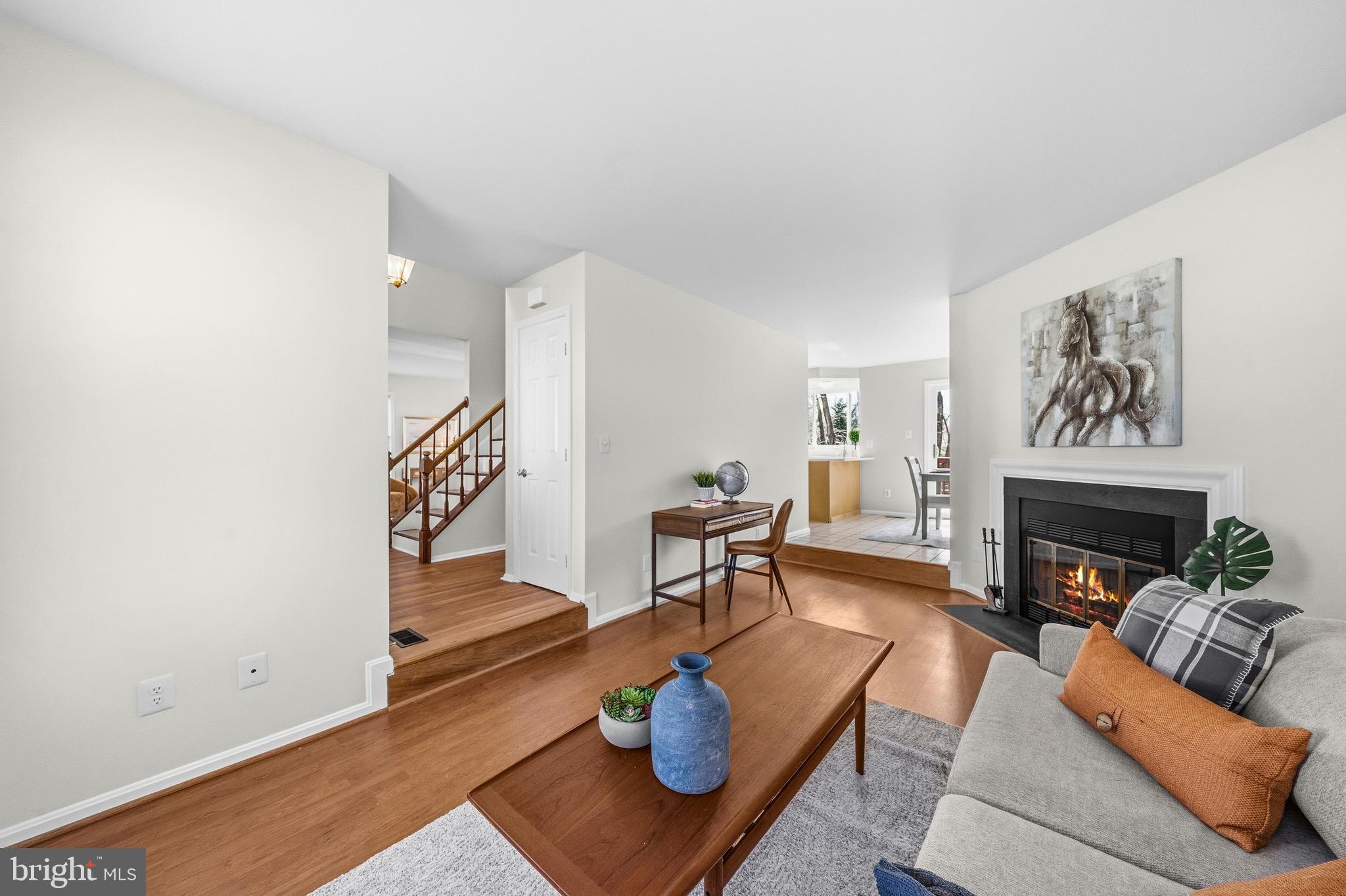 SIGNAL HILL - Residential